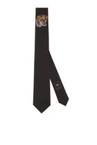 ربطة عنق حرير مزينة بنمر