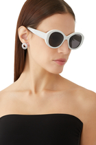 نظارة شمسية بإطار دائري مزينة بنقاط