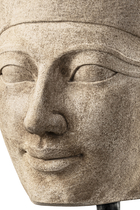 قطعة ديكور منحوتة بتصميم تمثال نصفي لحتشبسوت