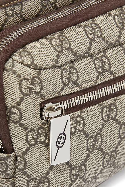 حقيبة خصر بنقشة حرفي شعار الماركة