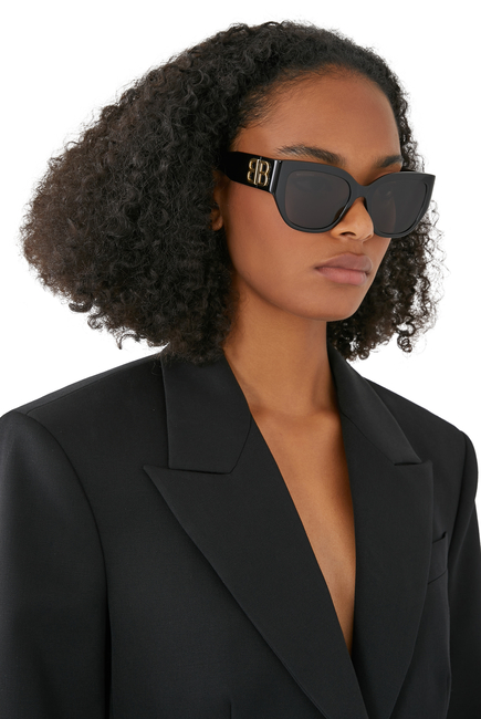 نظارة شمسية بوسي بإطار بتصميم فراشة