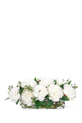 باقة زهور الفاوانيا البيضاء مع مزهرية زجاج مستطيلة