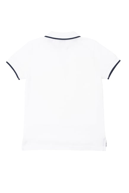 قميص بولو أبيض برُقعة شعار نمر