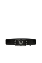 حزام فالنتينو جارافاني بإبزيم بشعار حرف V