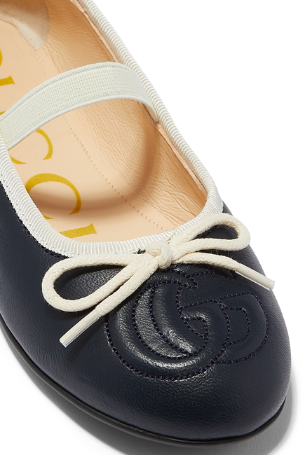 حذاء باليرينا للأطفال بشعار GG وكعب مسطح