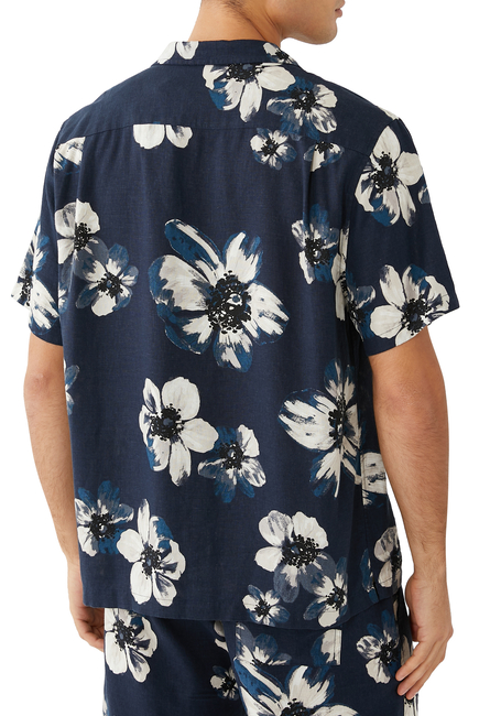 قميص بأكمام قصيرة بطبعات زهور