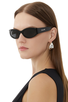 نظارة شمسية بلون واحد وتصميم فراشة منخفض