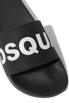حذاء مفتوح مطاط مزين بشعار DSQ