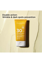 كريم للوجه للوقاية الشمس مع عامل الحماية SPF30‏