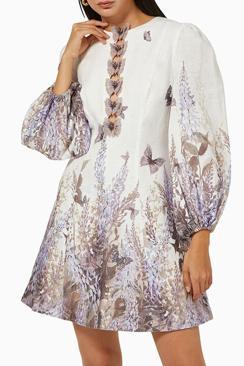 فستان لومينوس قصير مزين بفراشات