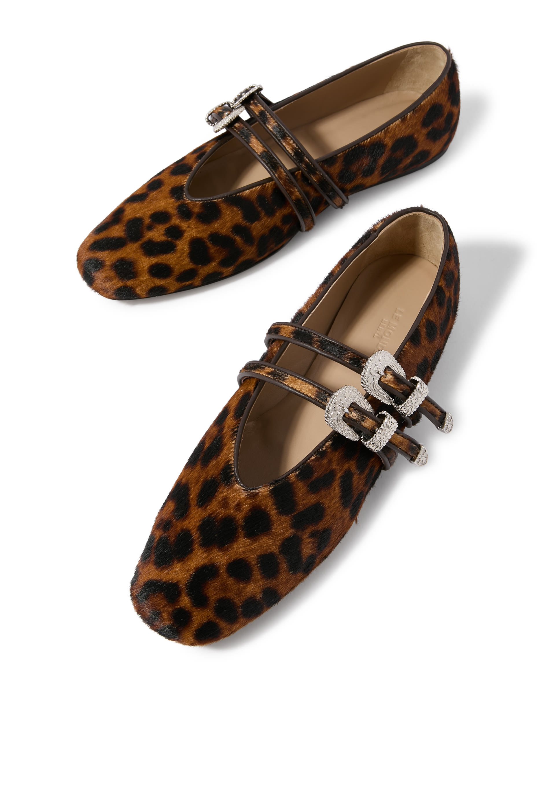 حذاء كلوديا سهل الإرتداء