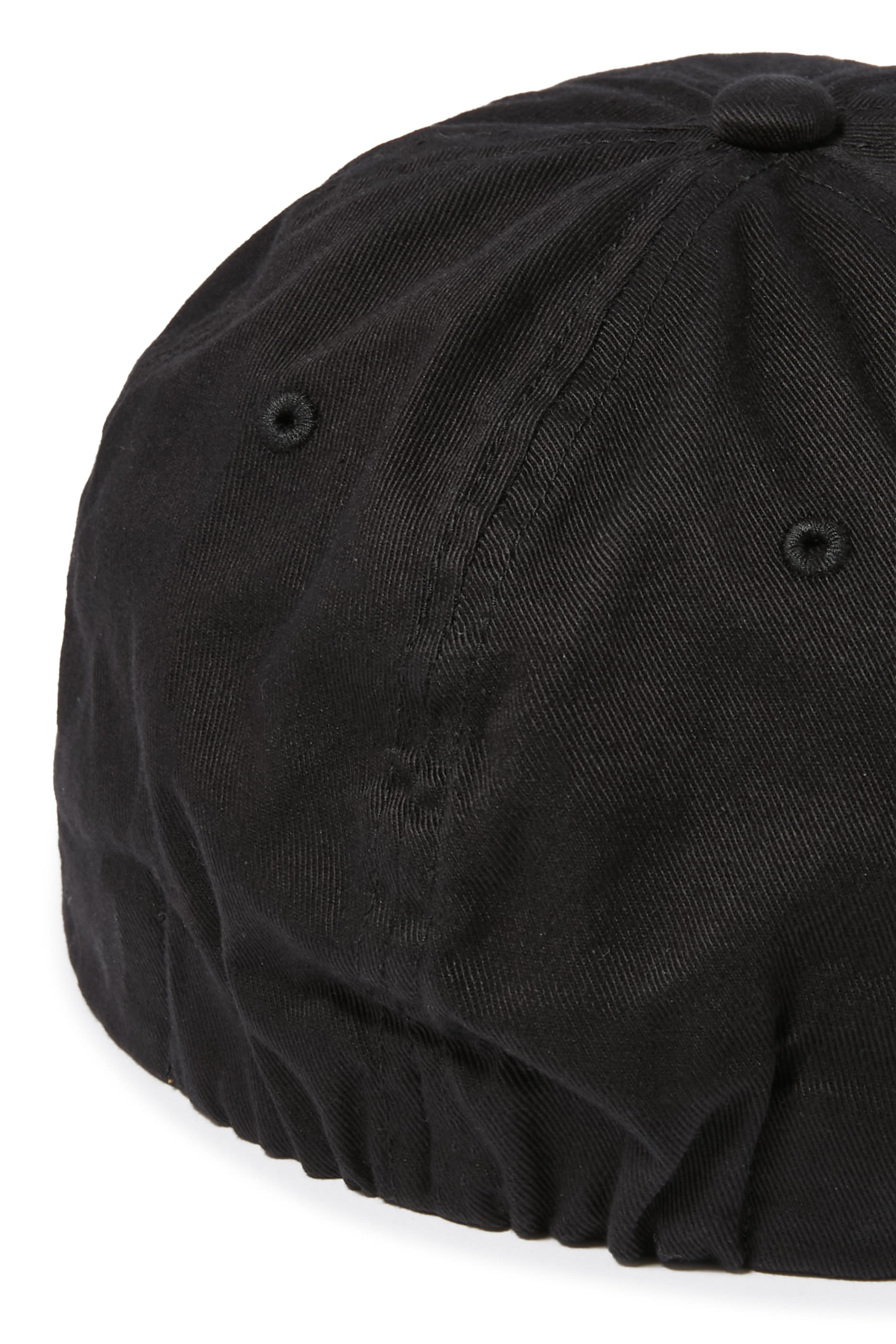 كاب بيسبول بشعار الماركة