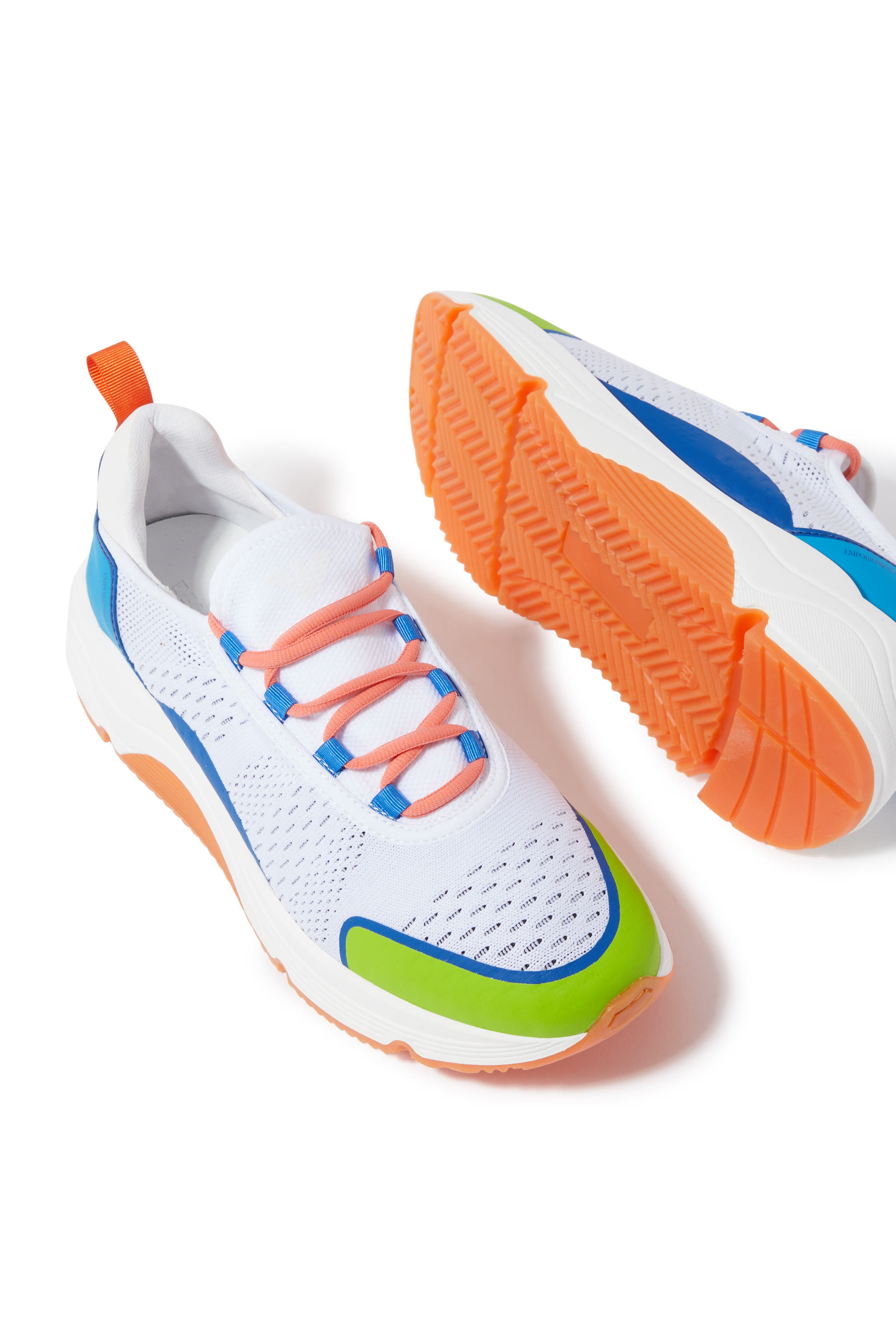 سنيكرز نسيج ملون للأطفال