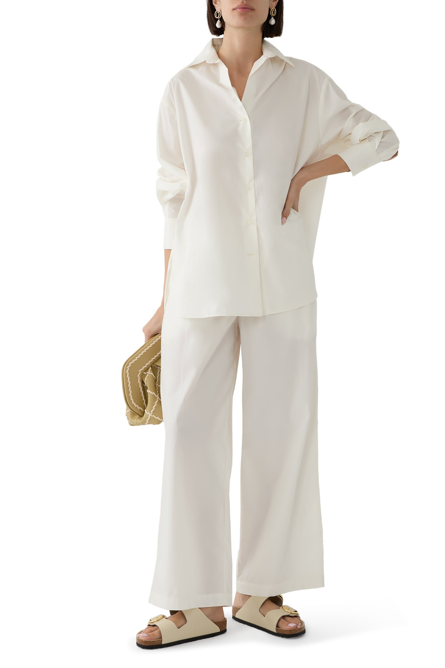 حذاء خفيف بإبزيم كبير