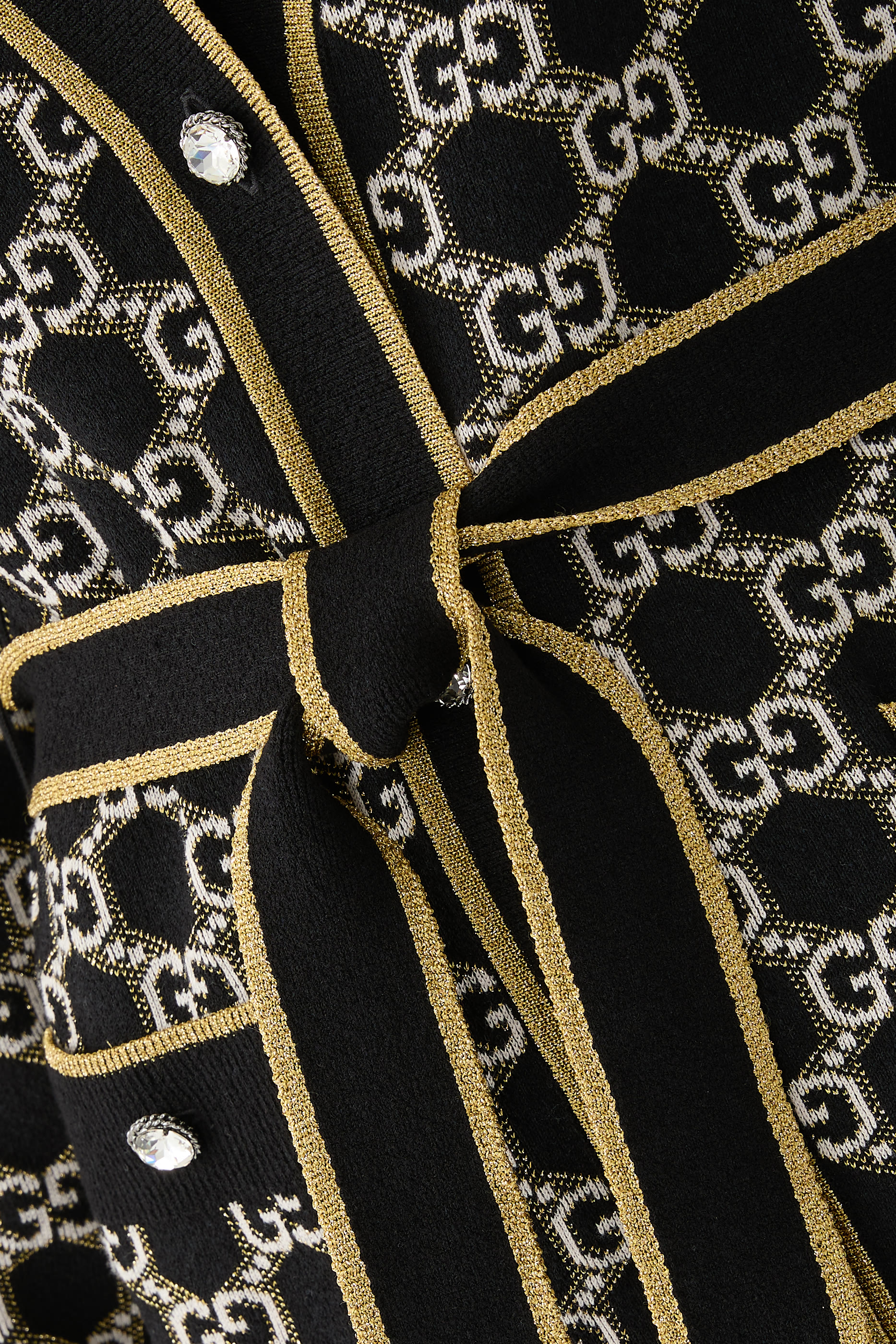 كارديجان نجوم بنقشة حرفي شعار الماركة جاكار