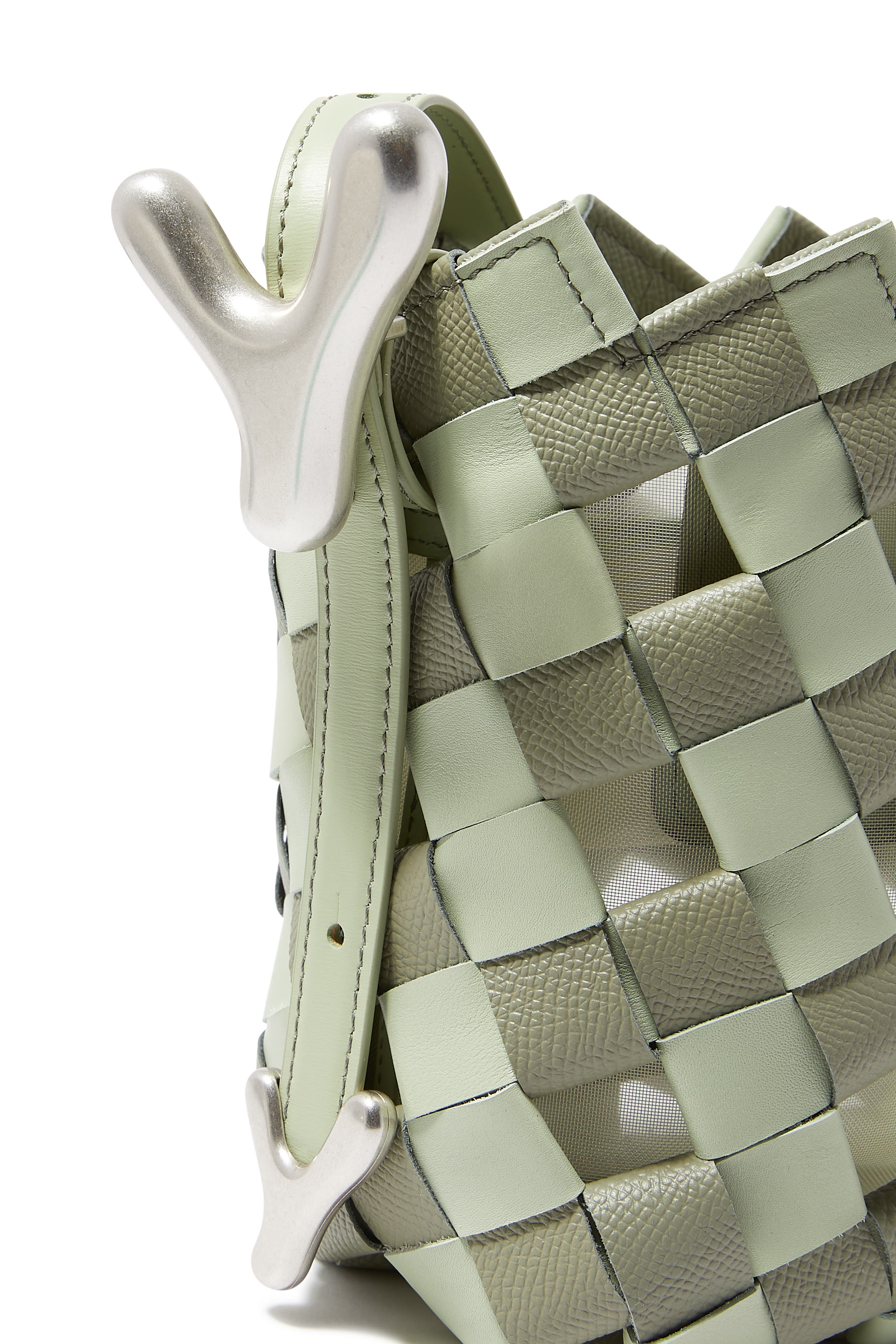 حقيبة باكيت واي واي مجدولة