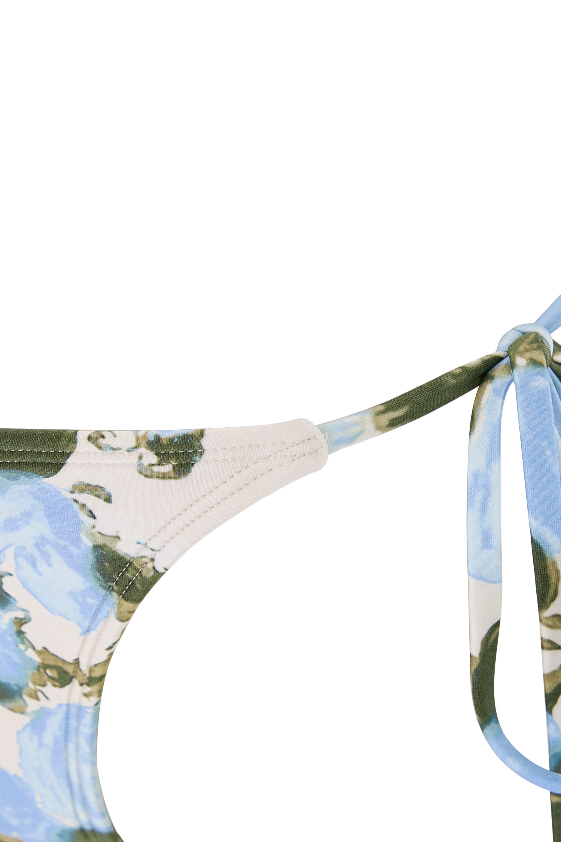 قطعة بيكيني سفلية إيسنشال سترينغ