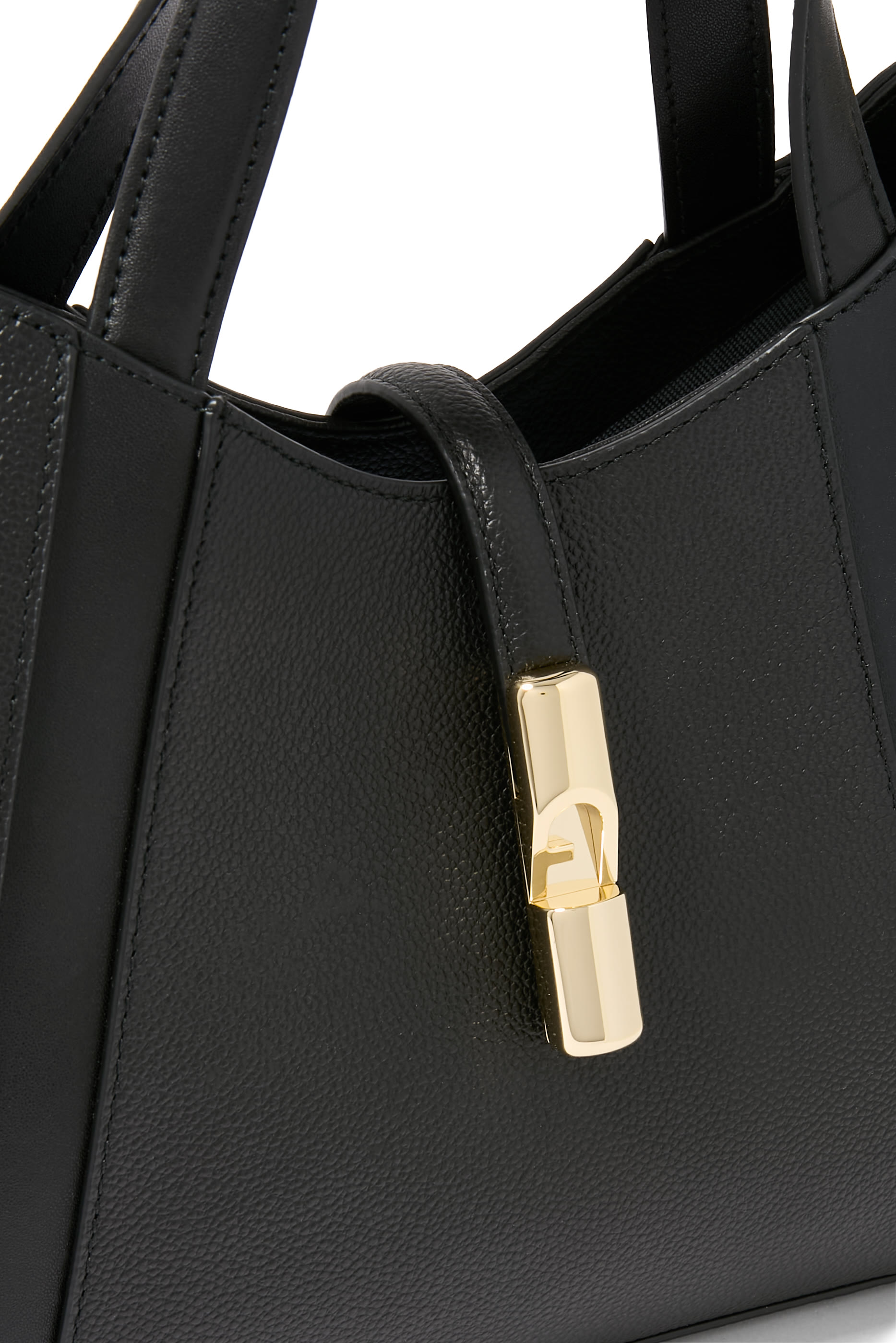 حقيبة يد غوتشيا صغيرة