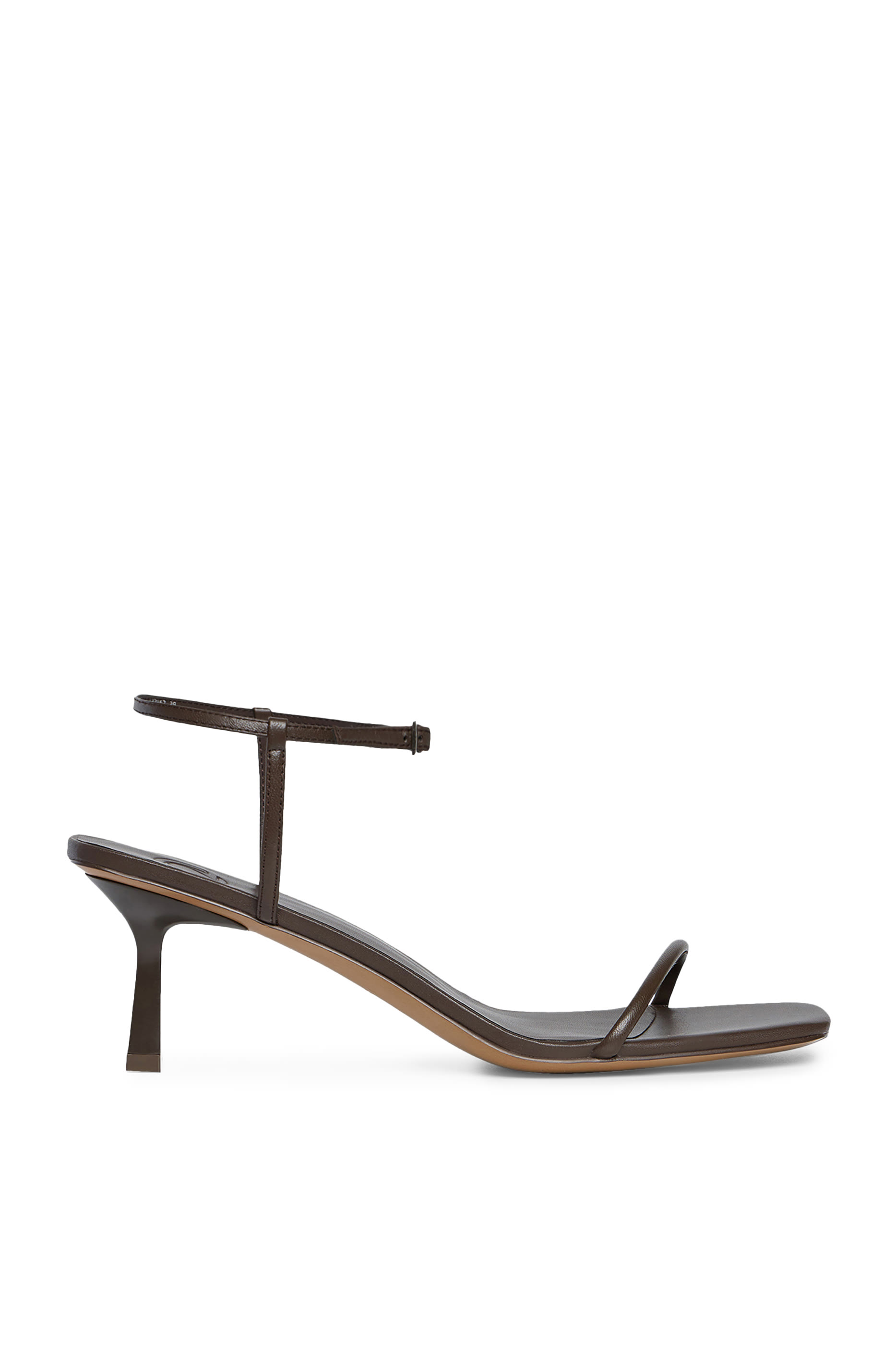 صندل 60 بإبزيم جلد