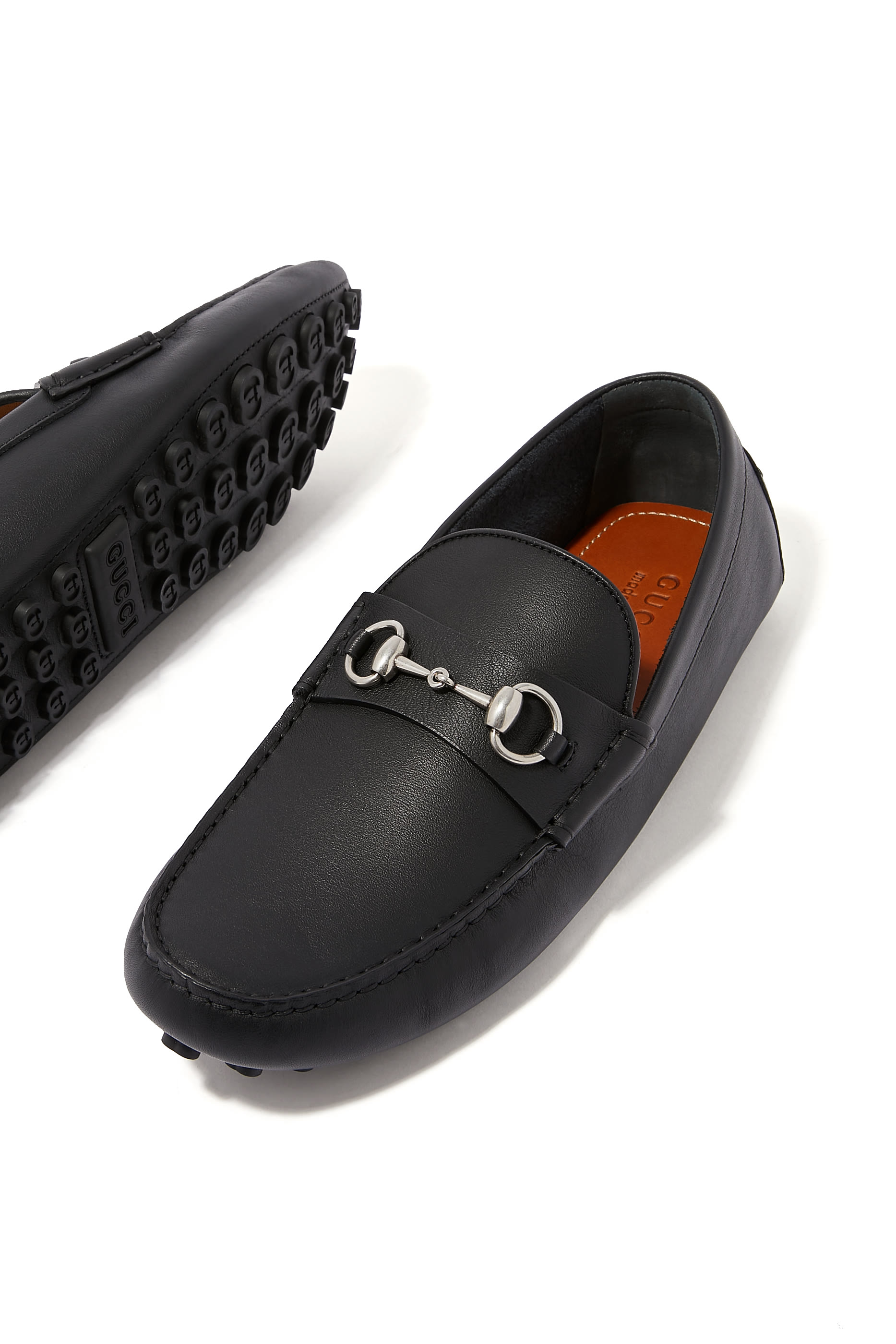 حذاء درايفر سهل الإرتداء بحلية لجام الحصان جلد