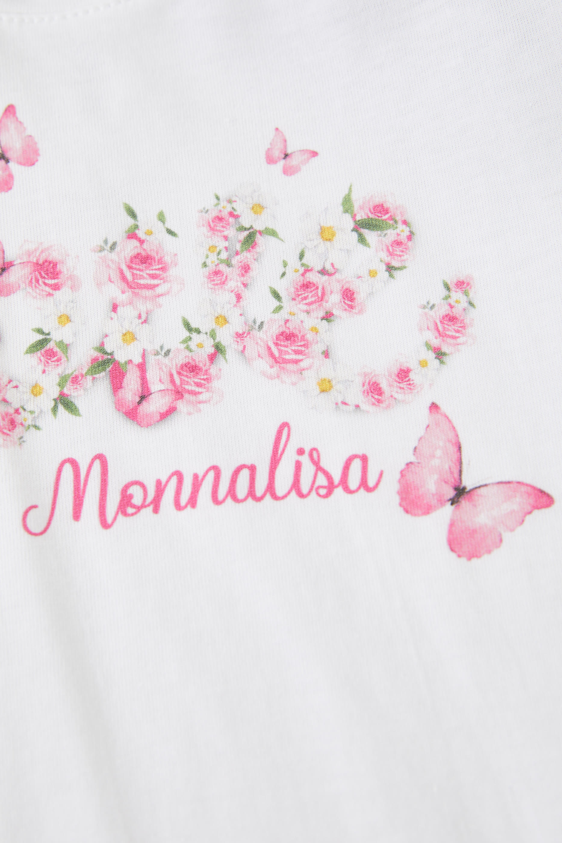 تيشيرت للأطفال بطبعة لوف بزهور