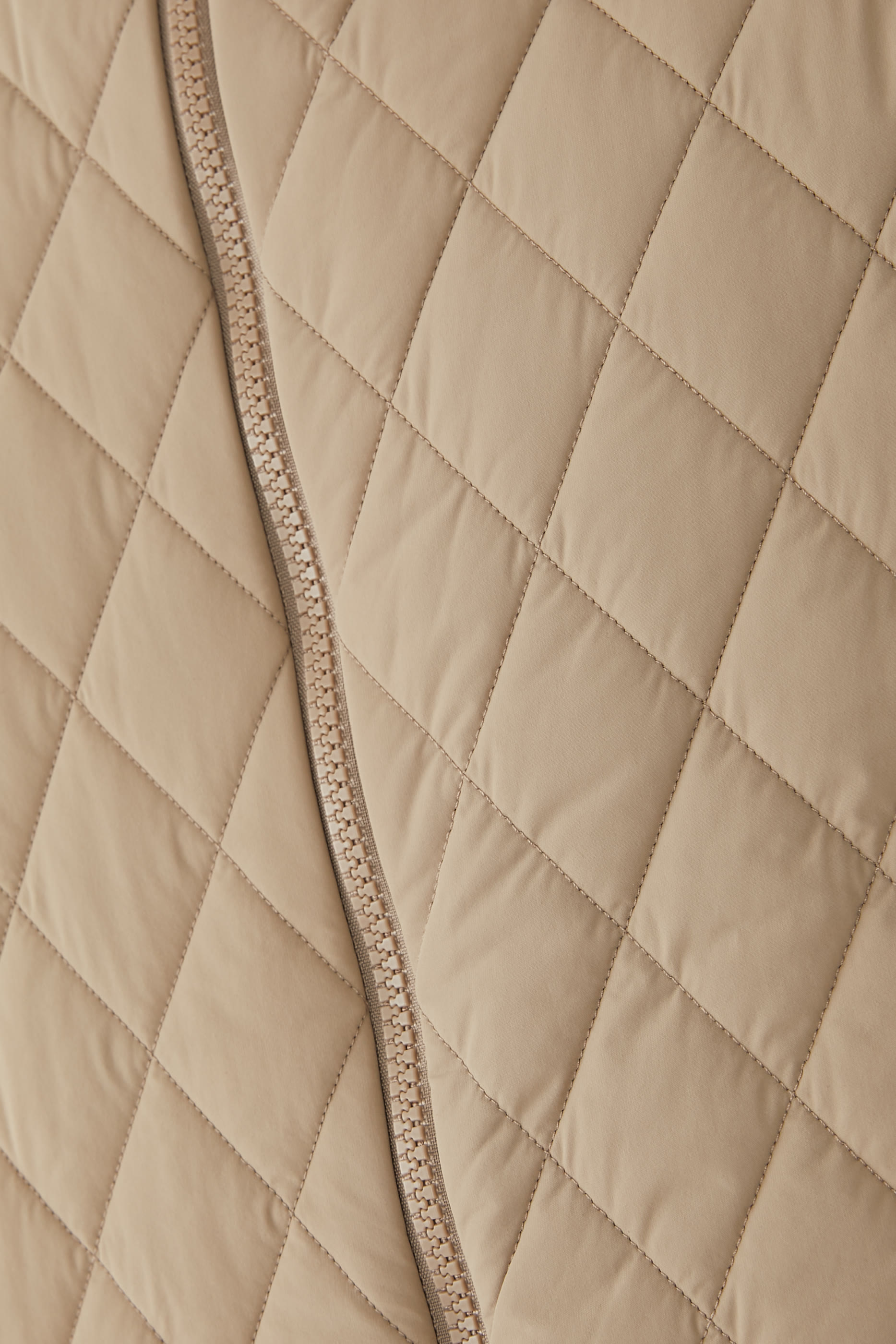 كارديجان منسوج ميطن