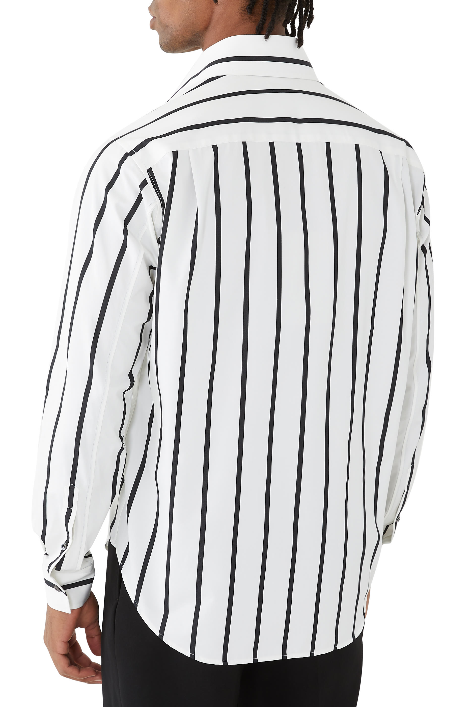 قميص مخطط بتطريز جمجمة