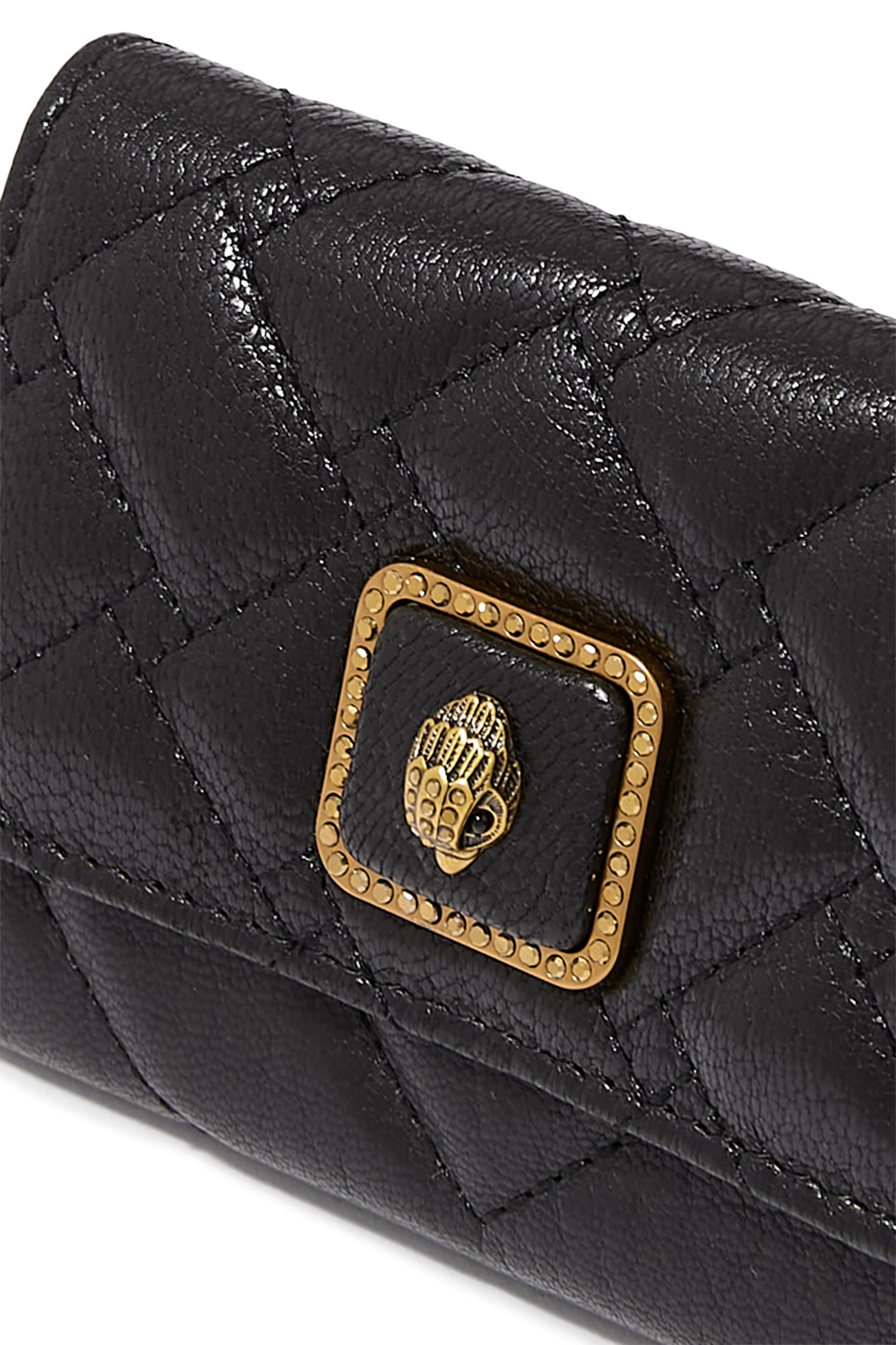 حافظة بطاقات بيمليكو بغطاء قلاب