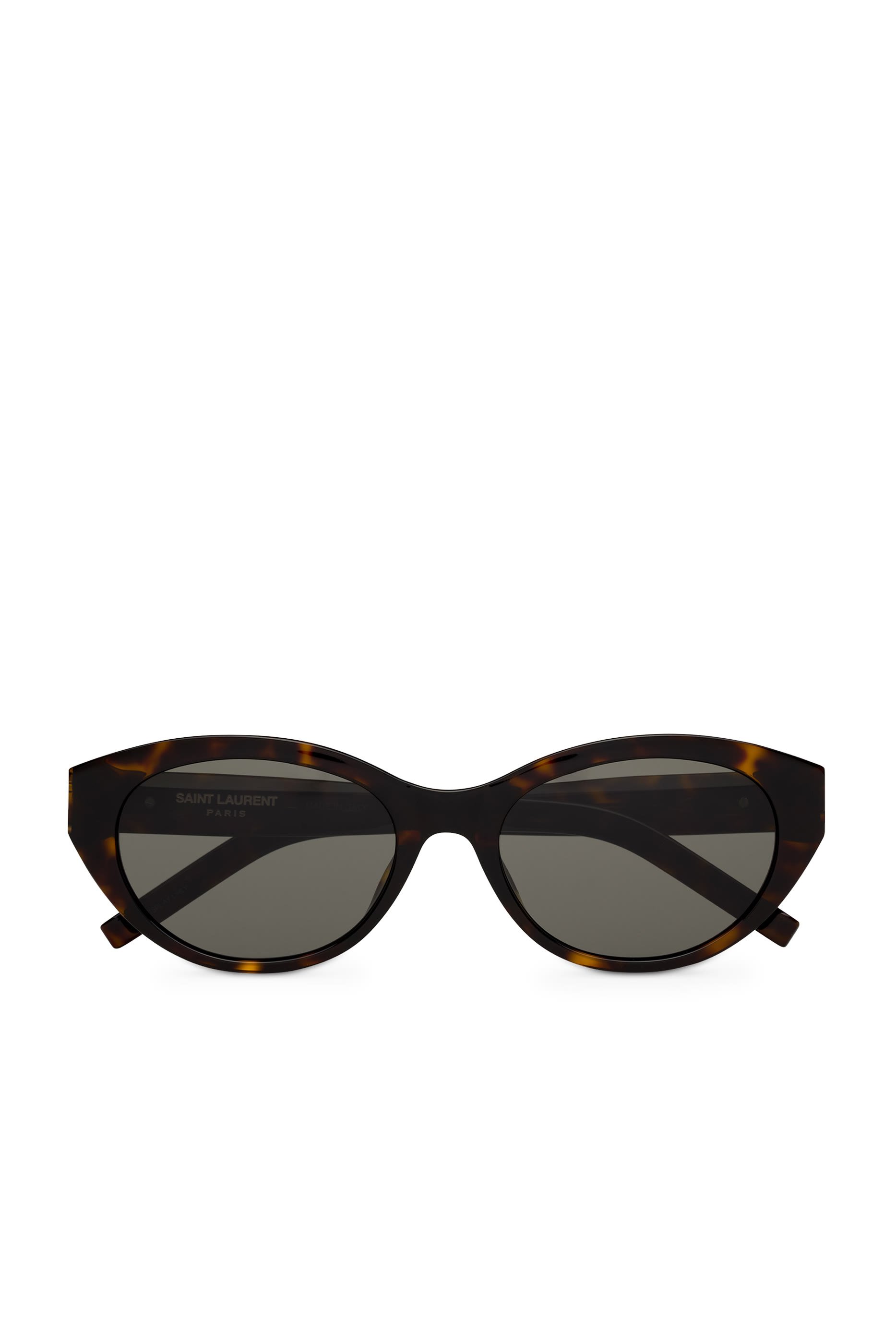 نظارة شمسية بإطار تصميم بيضوي