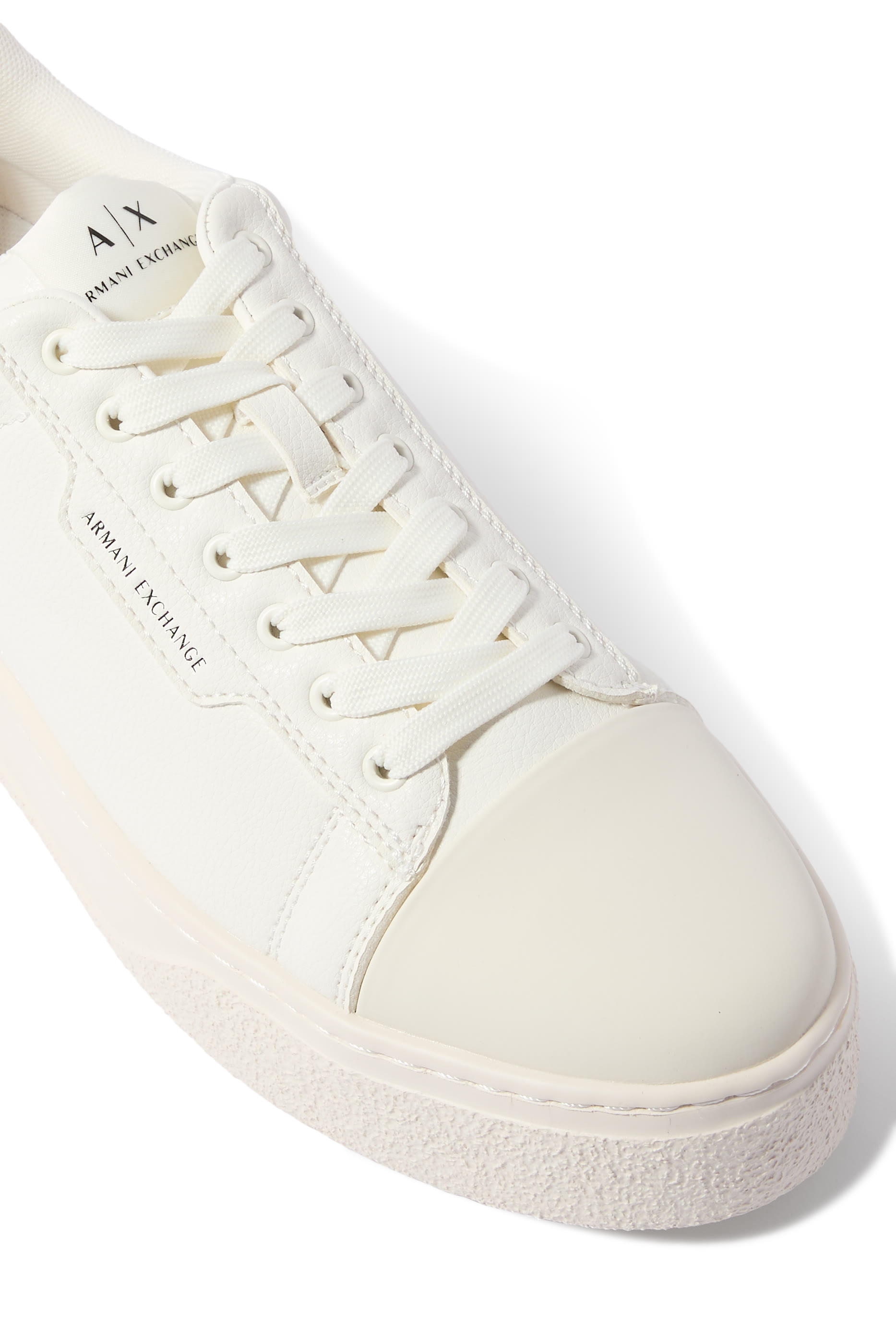 سنيكرز لايون بكاحل منخفض