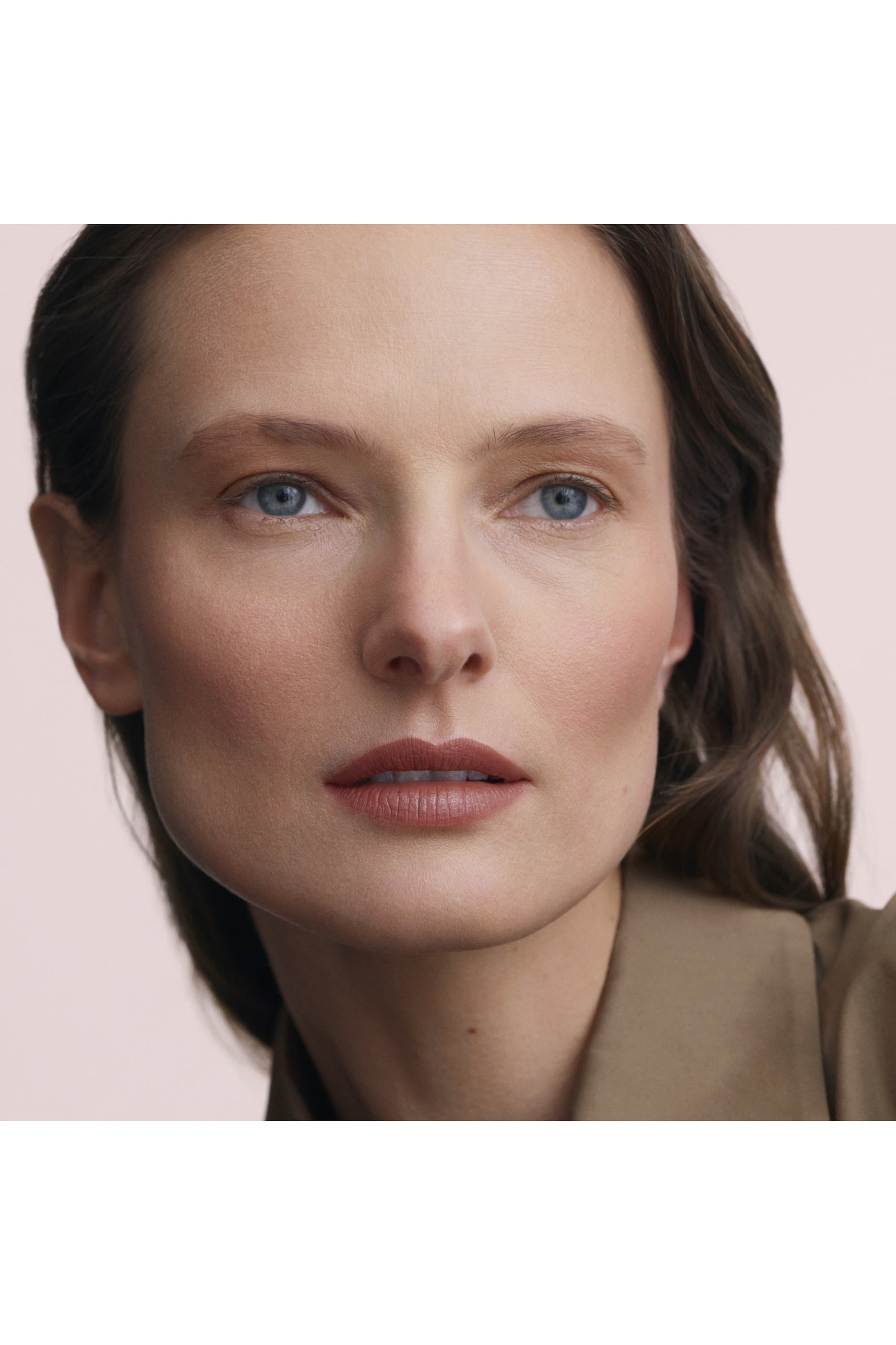 مجموعة أحمر الشفاه Rouge Herm&egrave;s, أحمر شفاه بتركيبة ساتانية