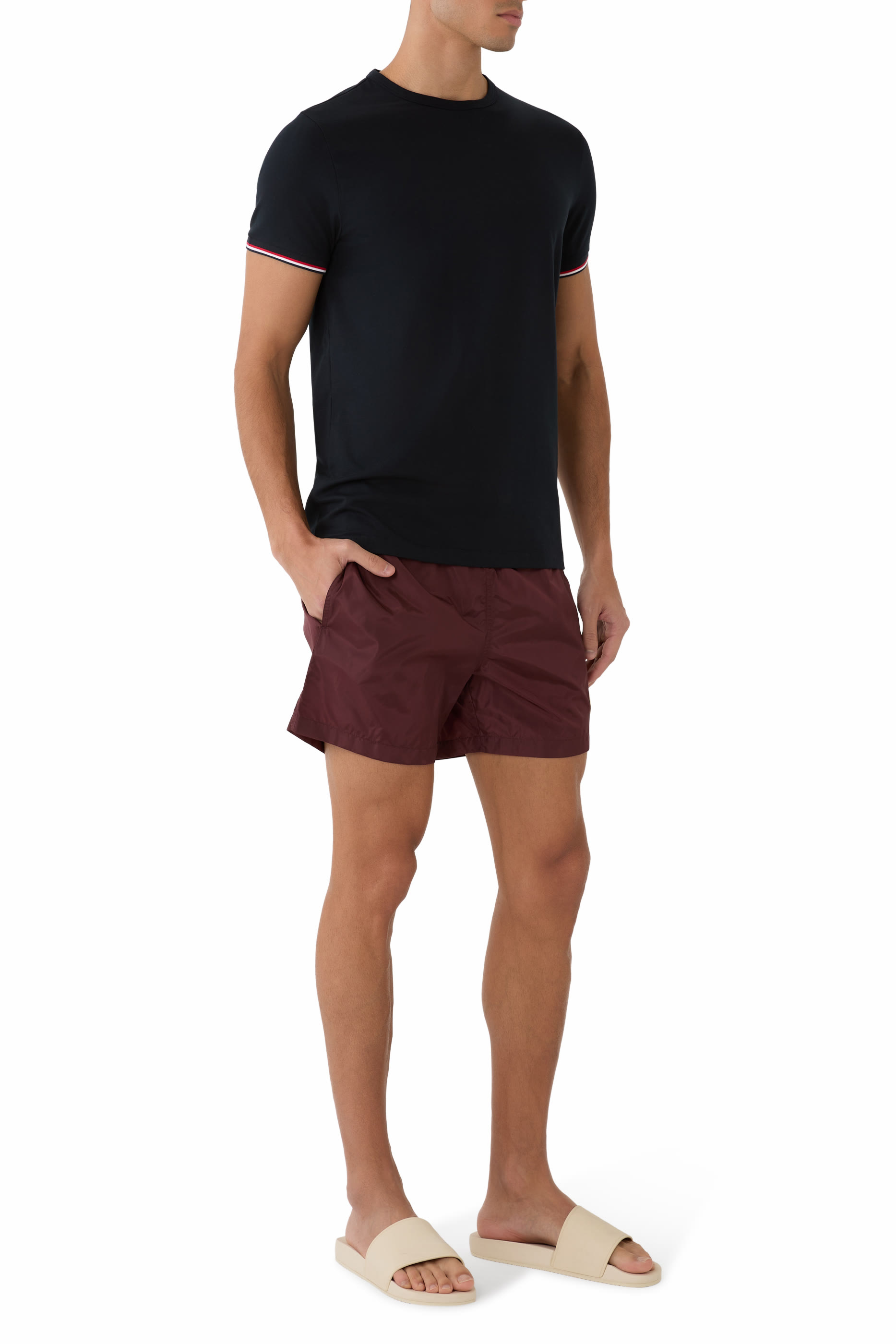 تيشيرت بشعار الماركة