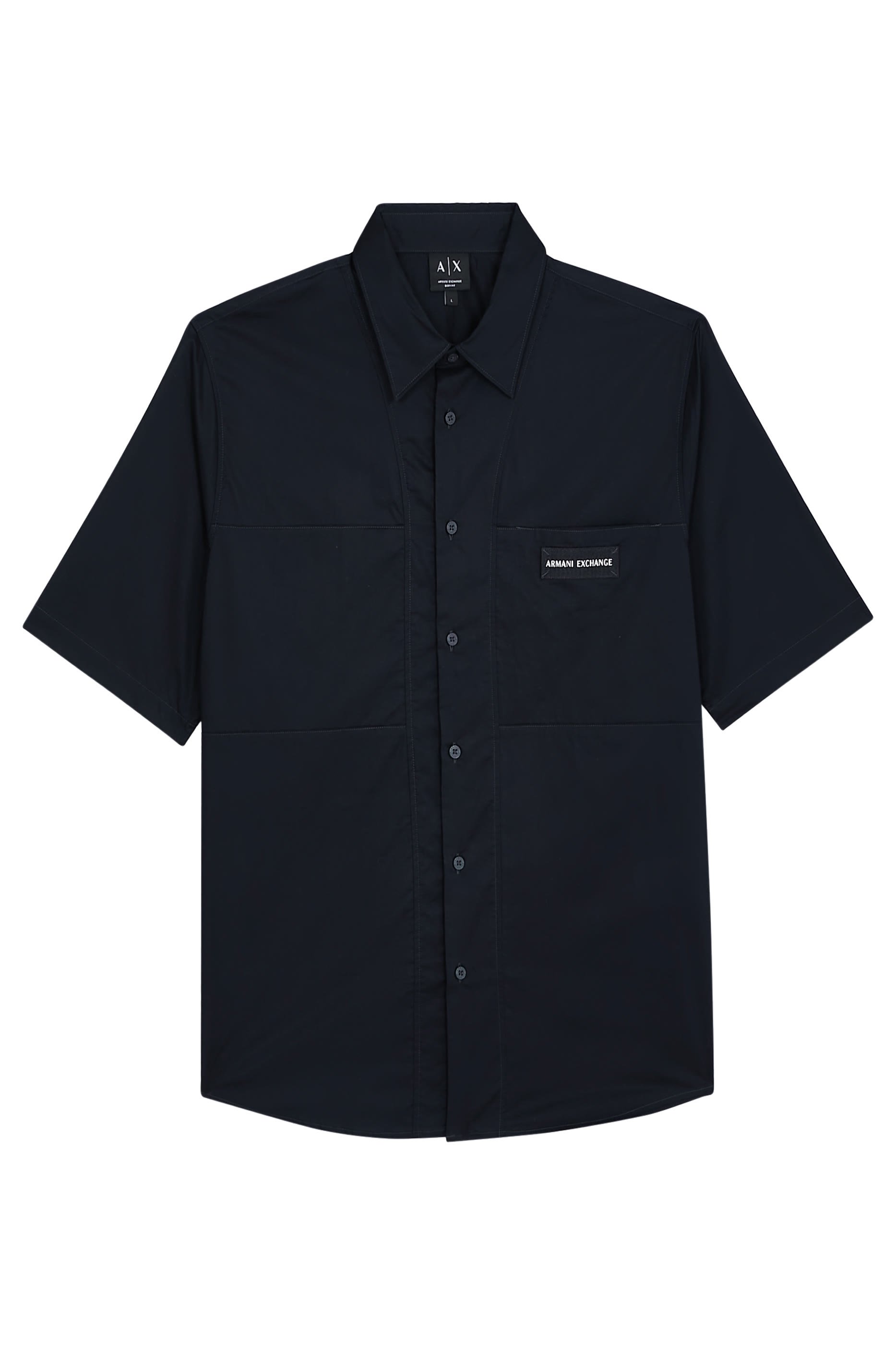 قميص بشعار الماركة