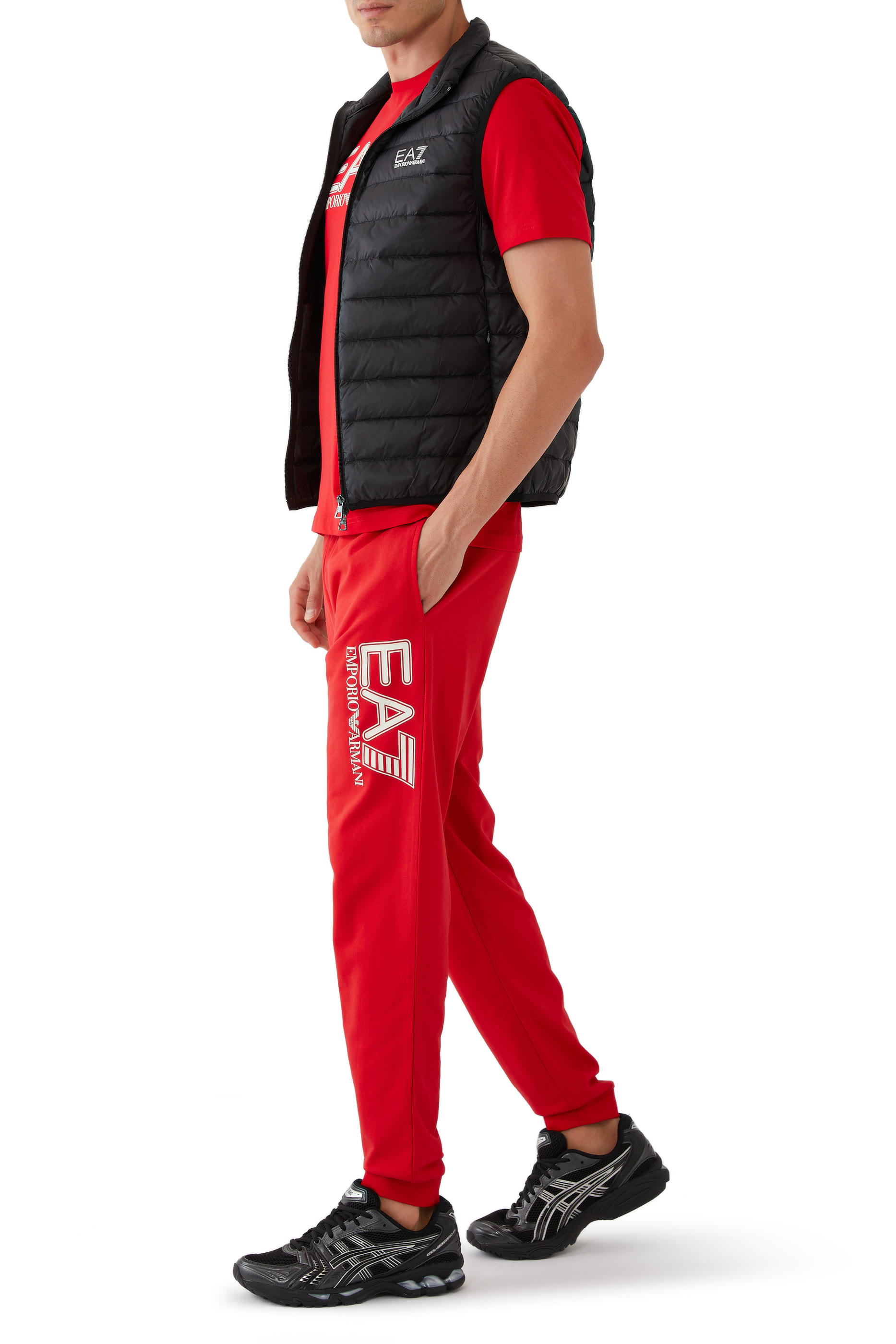 بنطال رياضي بشعار الماركة قطن