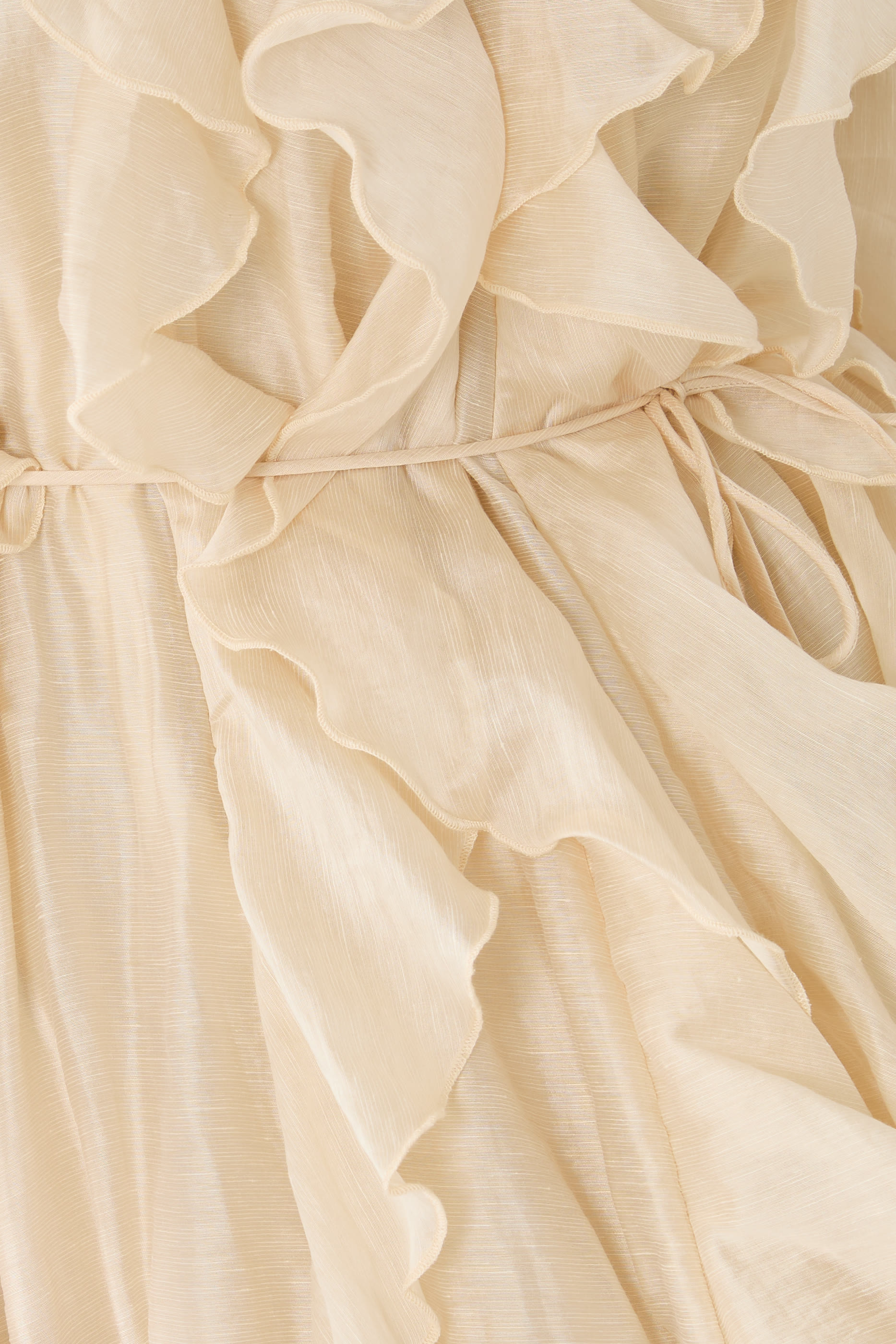 فستان فوياجار بقصة طويلة