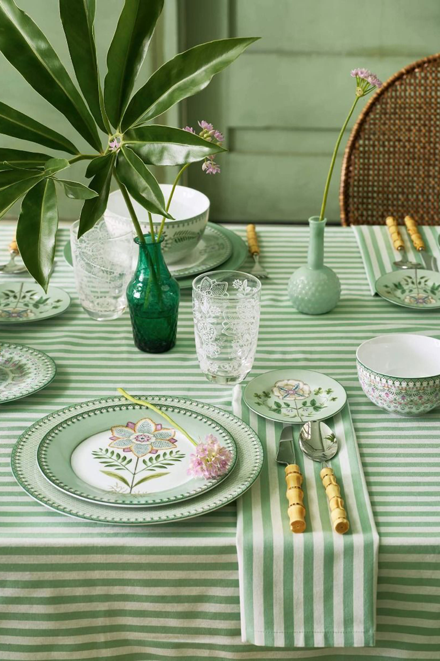 طقم ٍكؤوس مشروبات طويلة بنقشة زهور، قطعتين