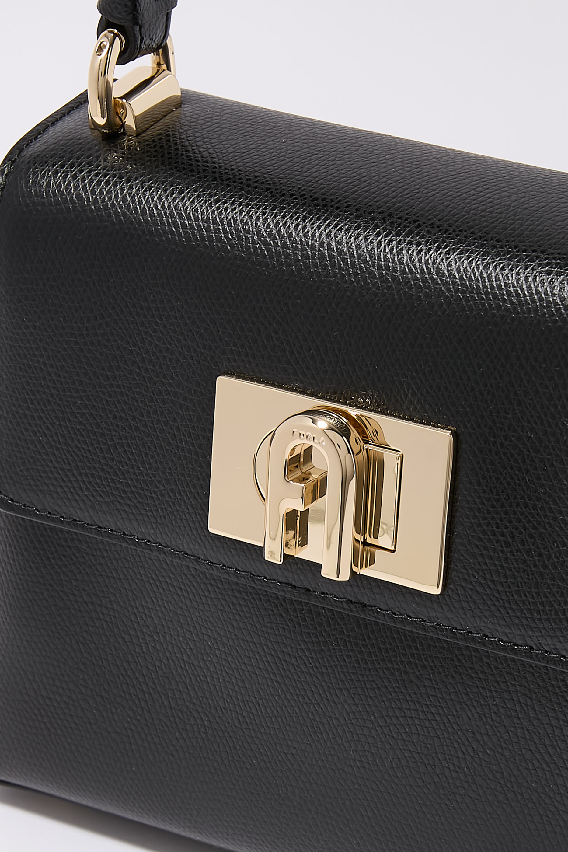 حقيبة 1927 صغيرة بيد علوية 