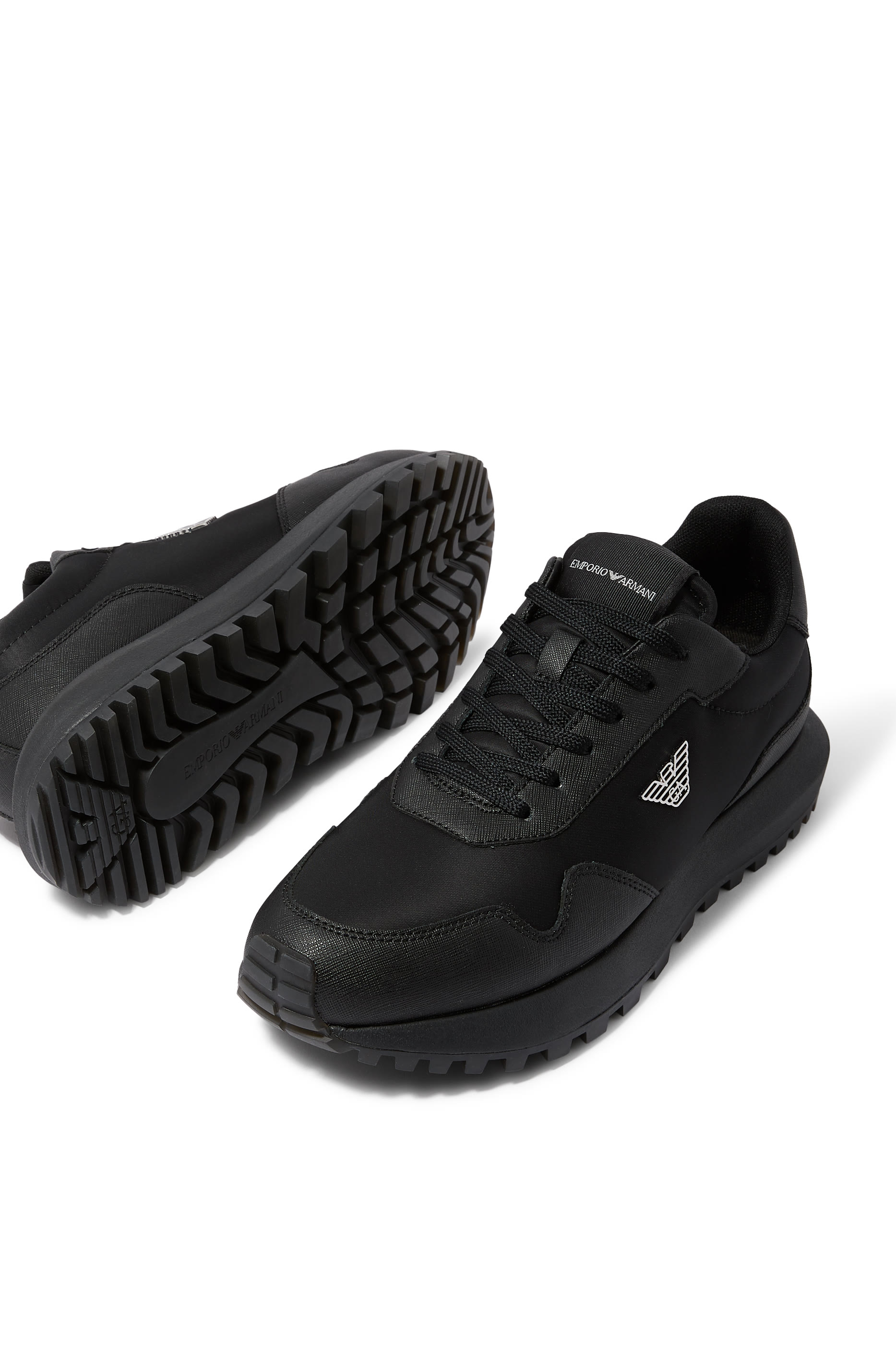 سنيكرز اي أس في نايلون معاد تدويره وتفاصيل سافيانو صديق للبيئة