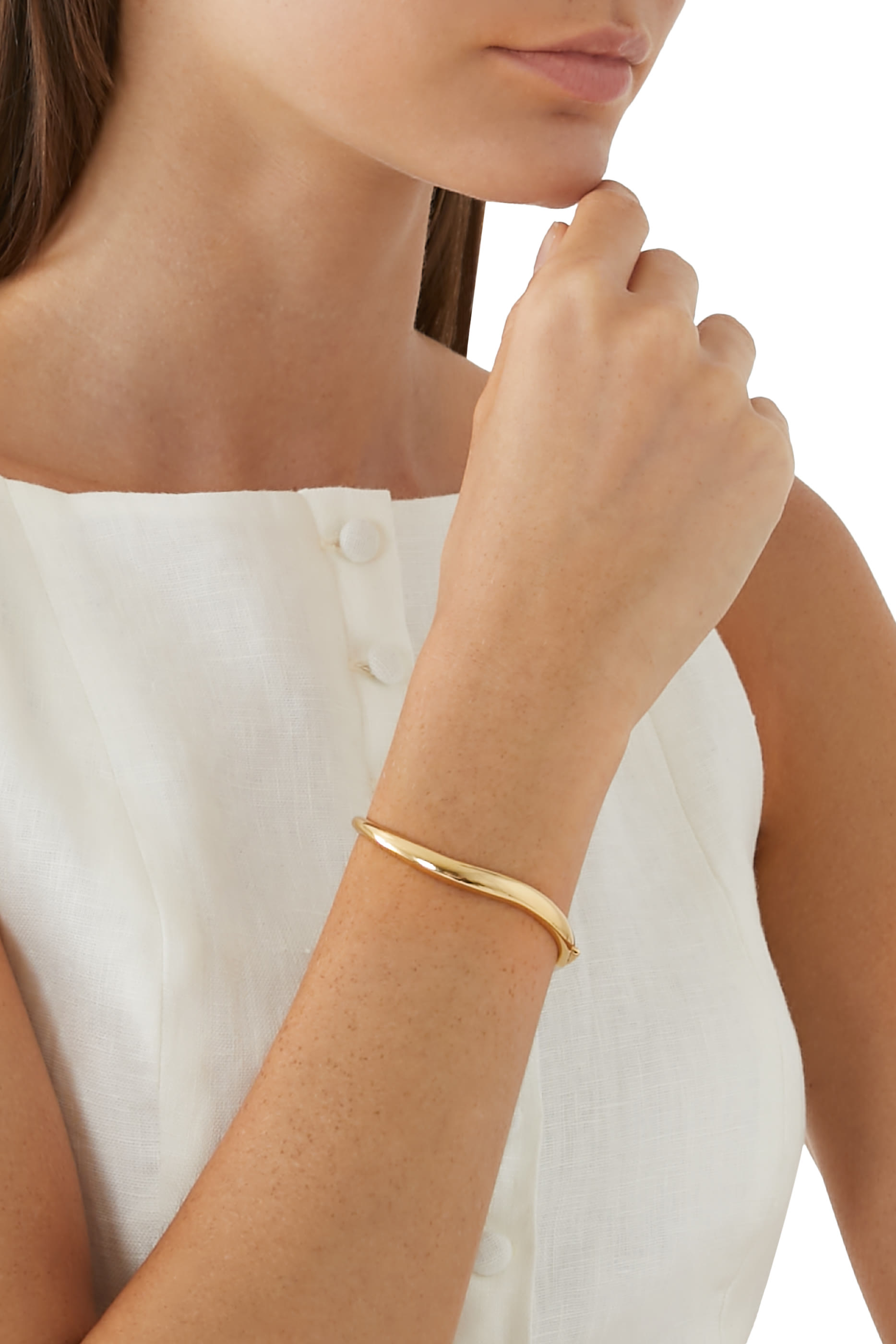 سوار بمفصل سافي بشعار الماركة