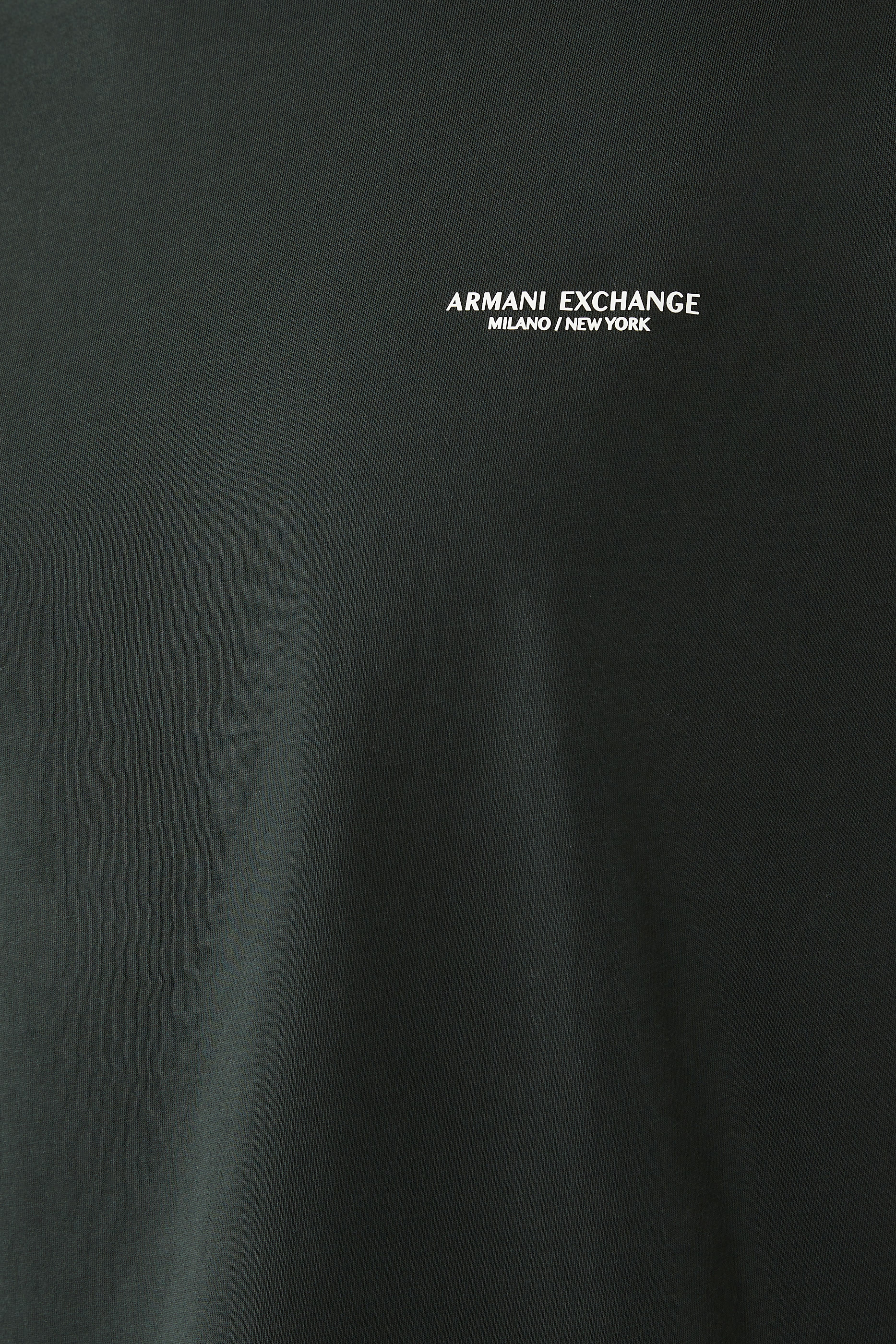 تيشيرت بشعار الماركة