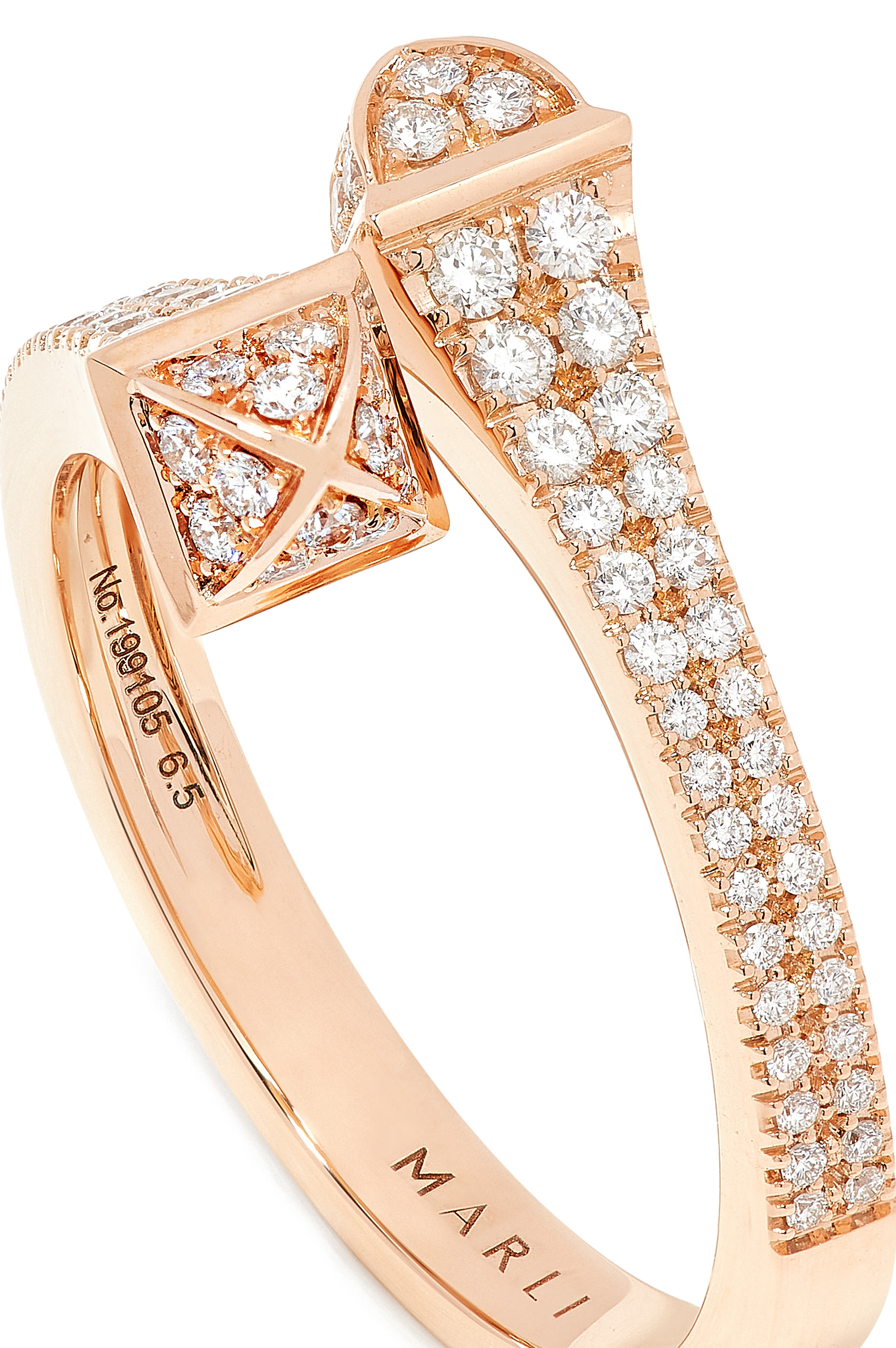 خاتم كليو مرصع بالماس