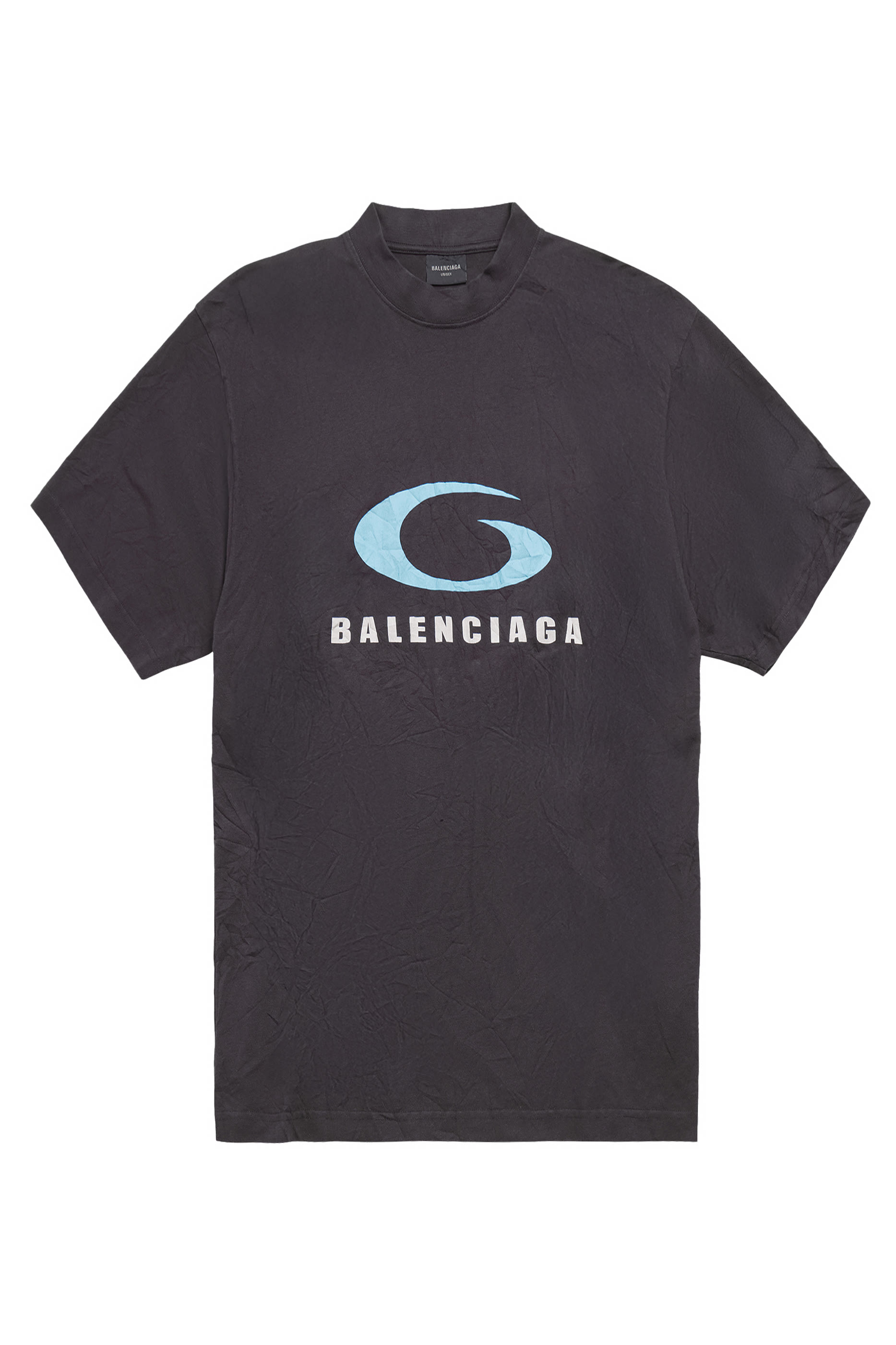 تيشيرت بشعار الماركة الرياضي