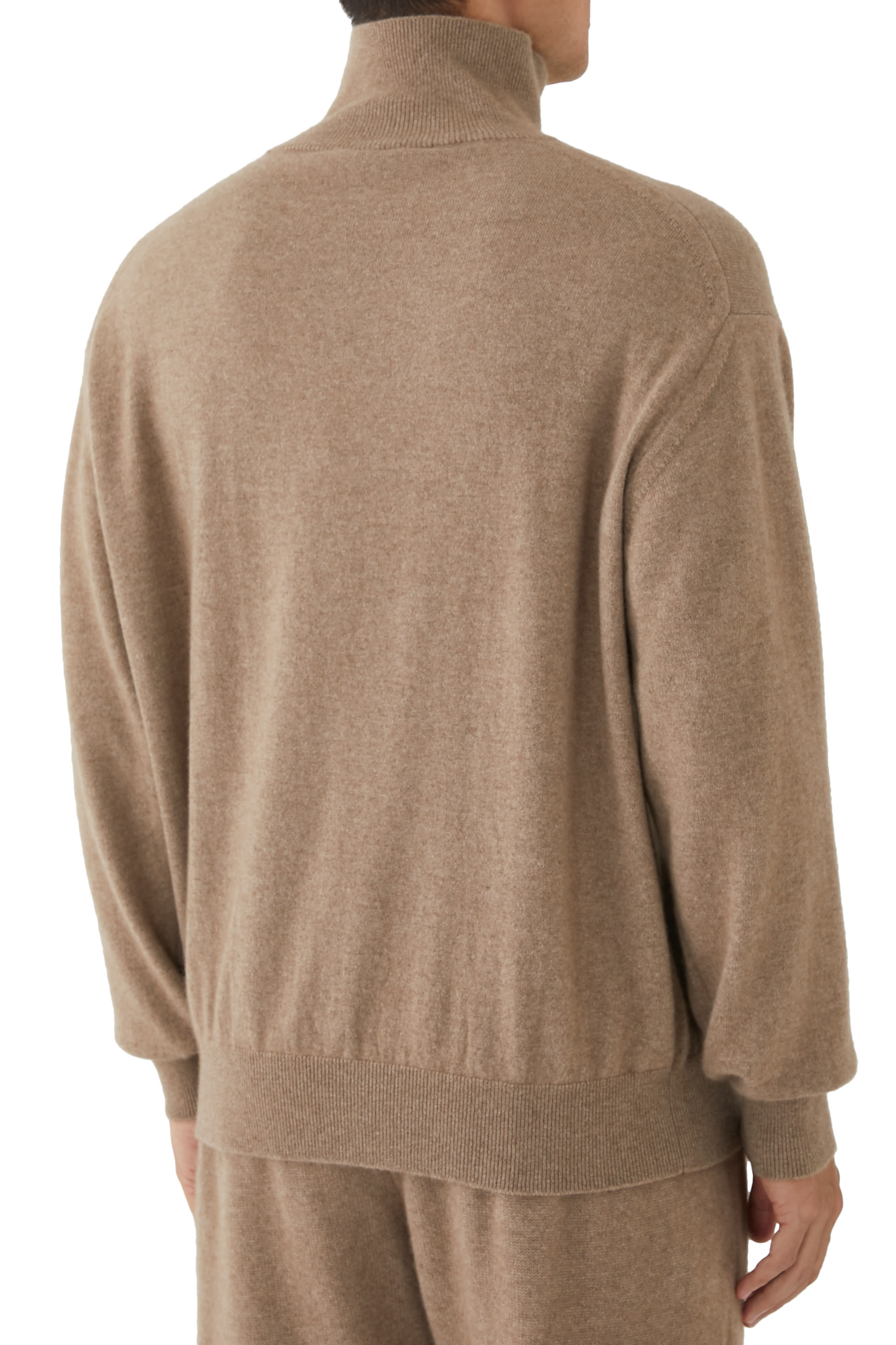 كنزة بياقة عالية نسيج كشمير من صوف صغار الماعز