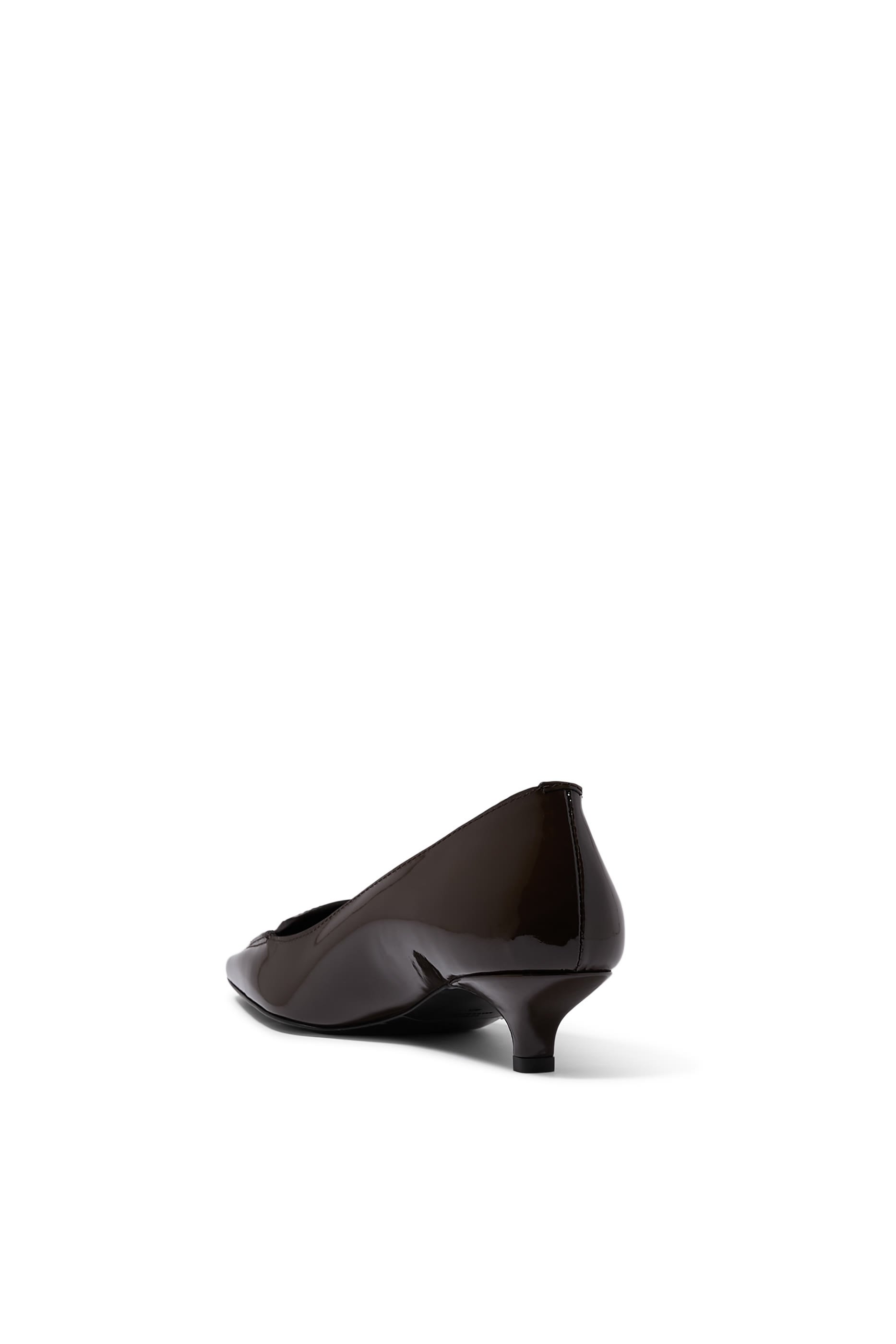 حذاء كلاسيكي لامع سهل الارتداء 35 