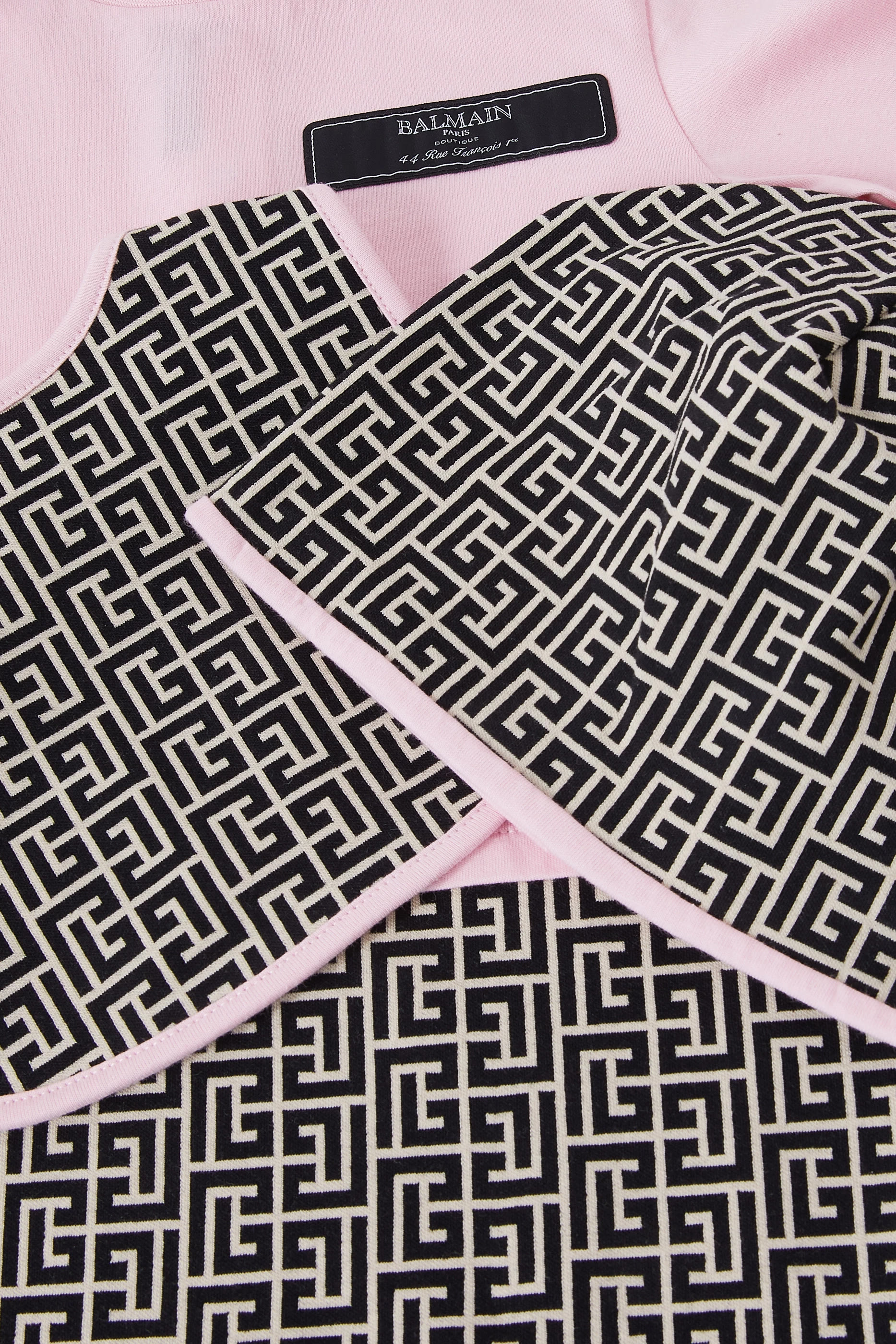 طقم جمبسوت وقبعة ومريلة قطن للأطفال