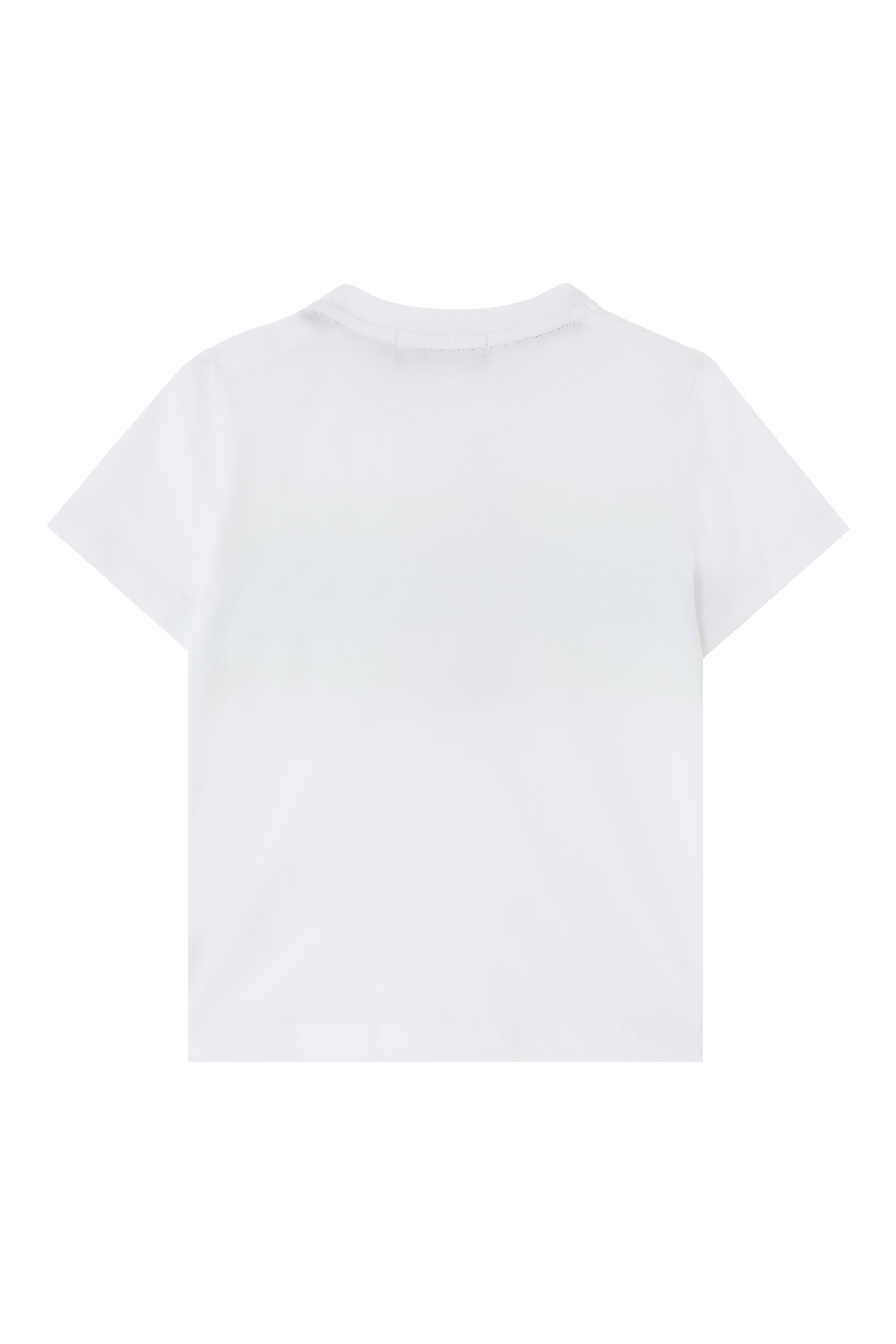 تيشيرت بطبعات شعار الماركة جرسيه للأطفال