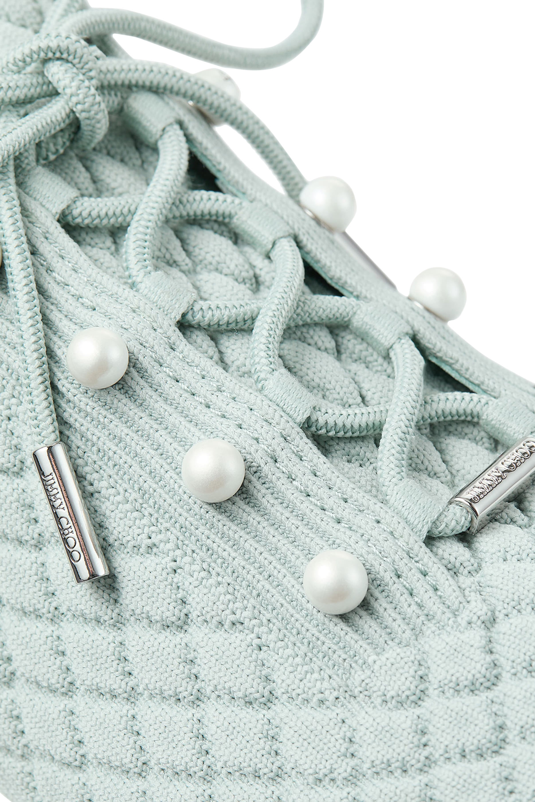 سنيكرز فيلس نسيج بارز الملمس