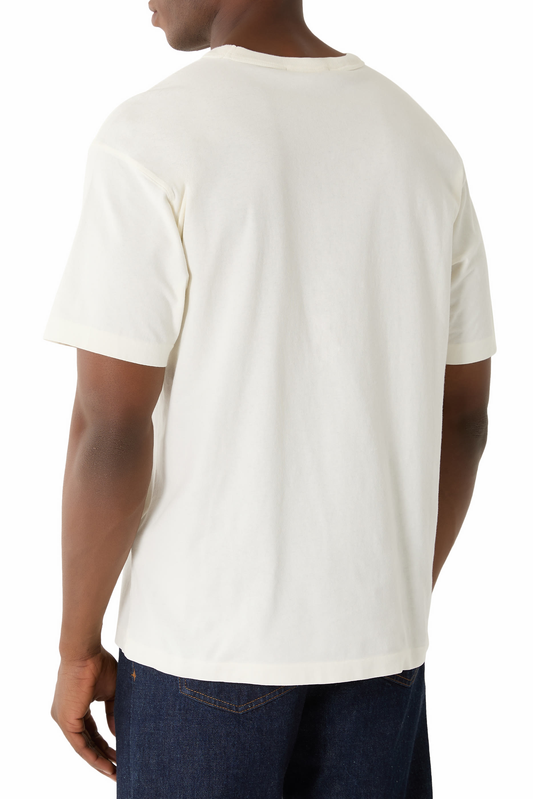 تيشيرت مطرز بشعار الماركة