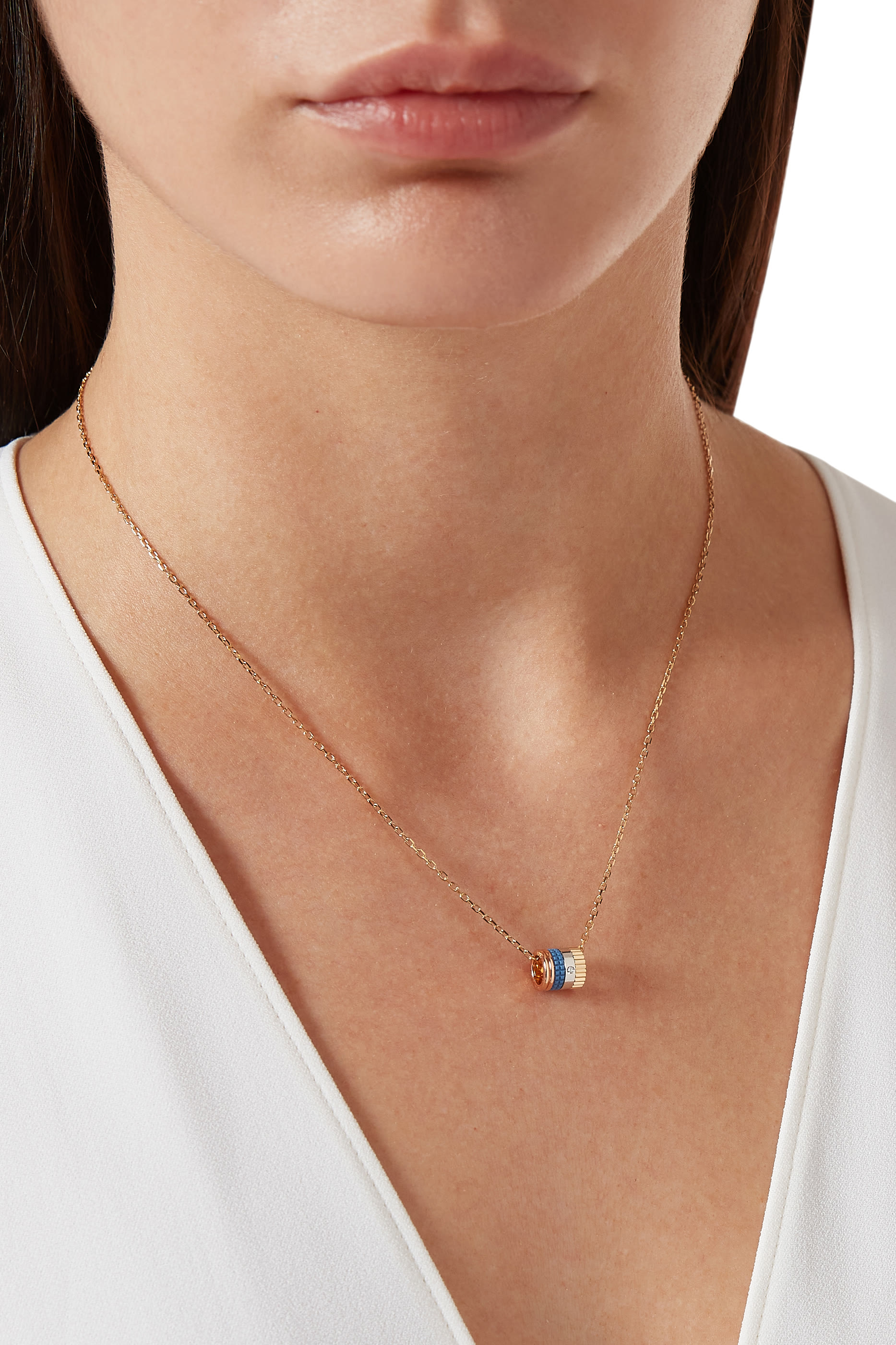 قلادة كاتر إصدار بلو بدلاية خاتم ميني مرصع بالماس