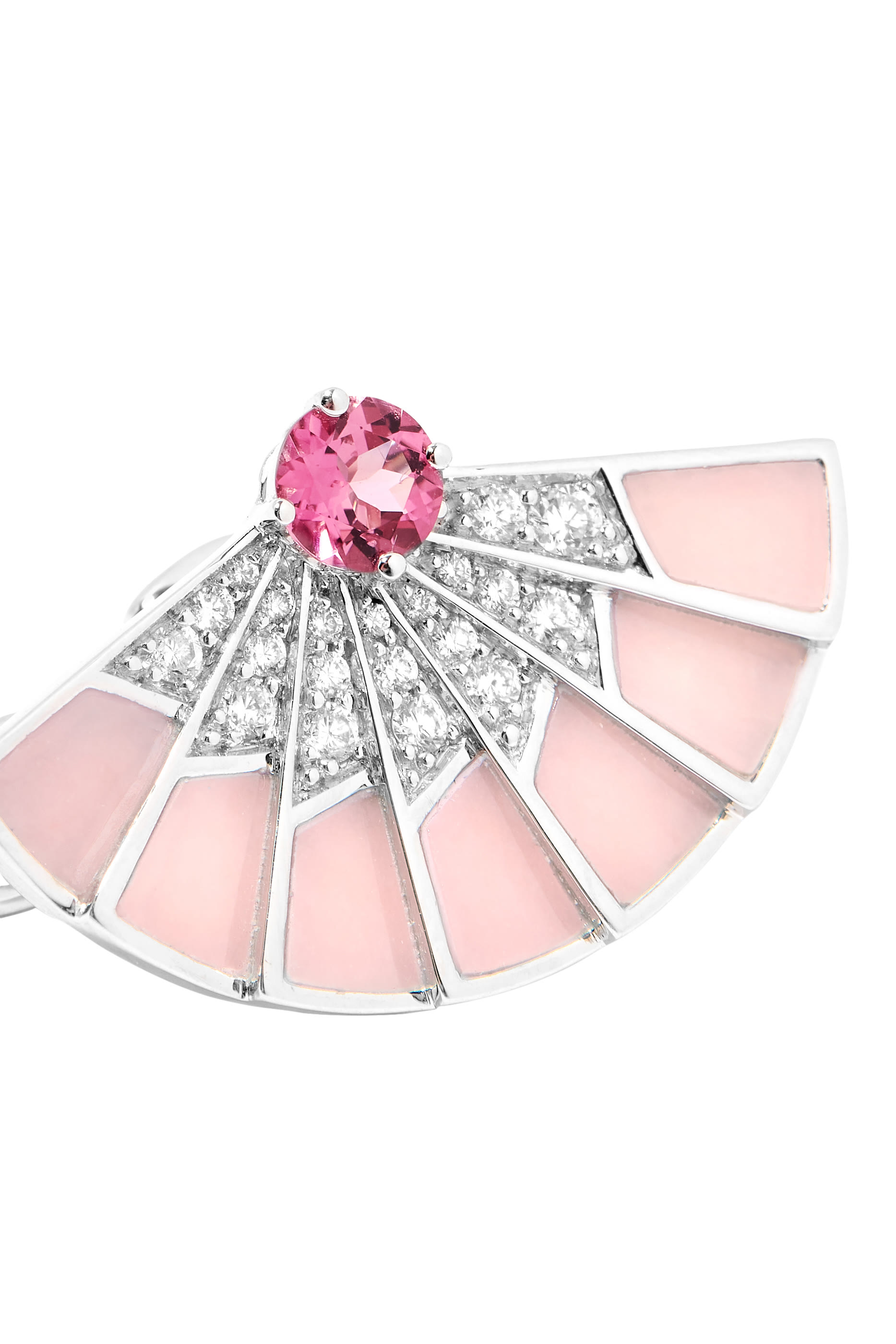 أقراط فانفير سيمفوني مرصعة بالتورمالين الوردي والماس والأوبال الوردي، ذهب أبيض عيار 18